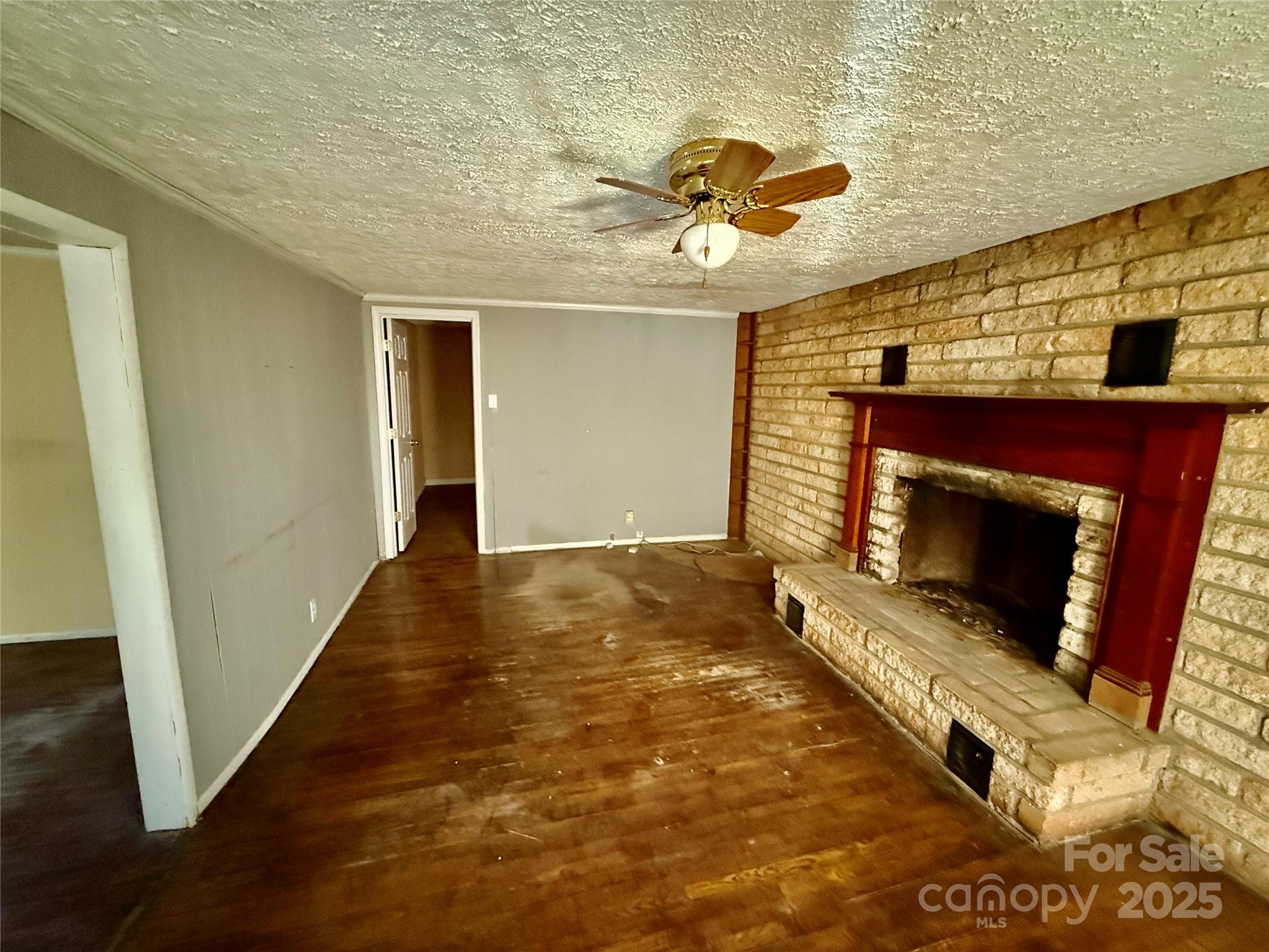 602 Green Chapman Road Property Photo 2