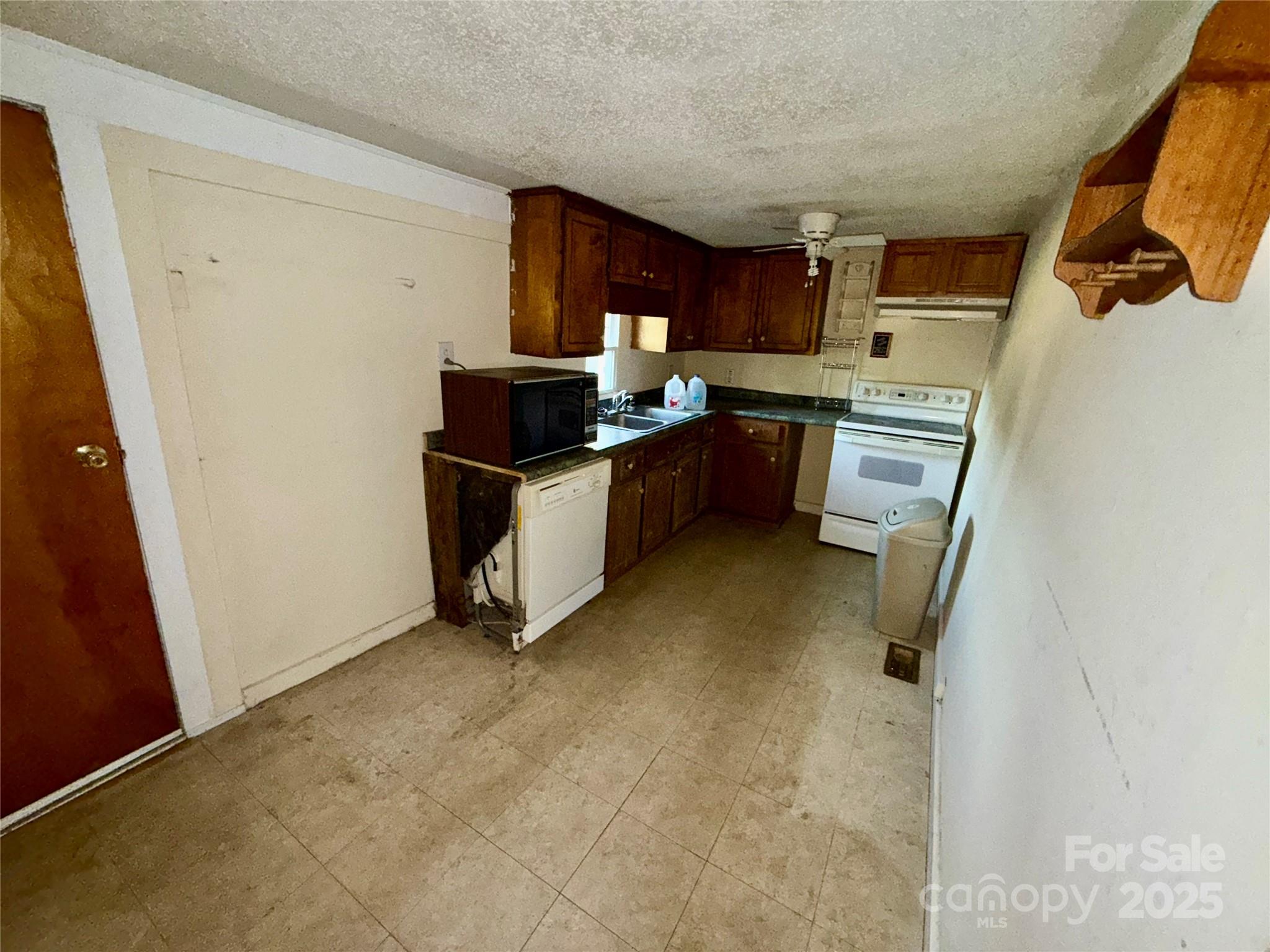 602 Green Chapman Road Property Photo 8