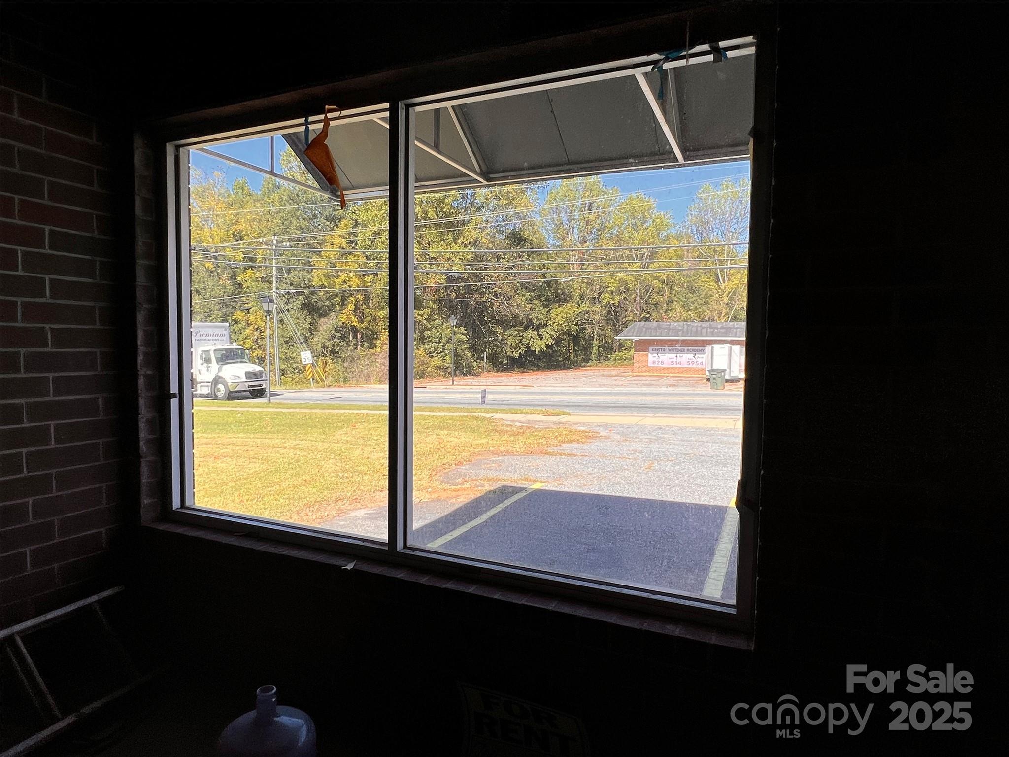 401 1st Street 1-7 Property Photo 4