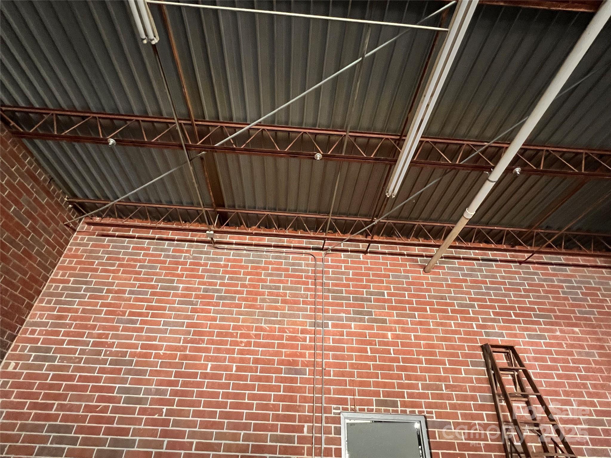 401 1st Street 1-7 Property Photo 7