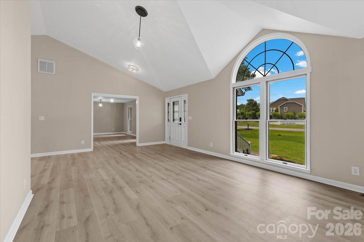 5916 Cashion Road Property Photo 5