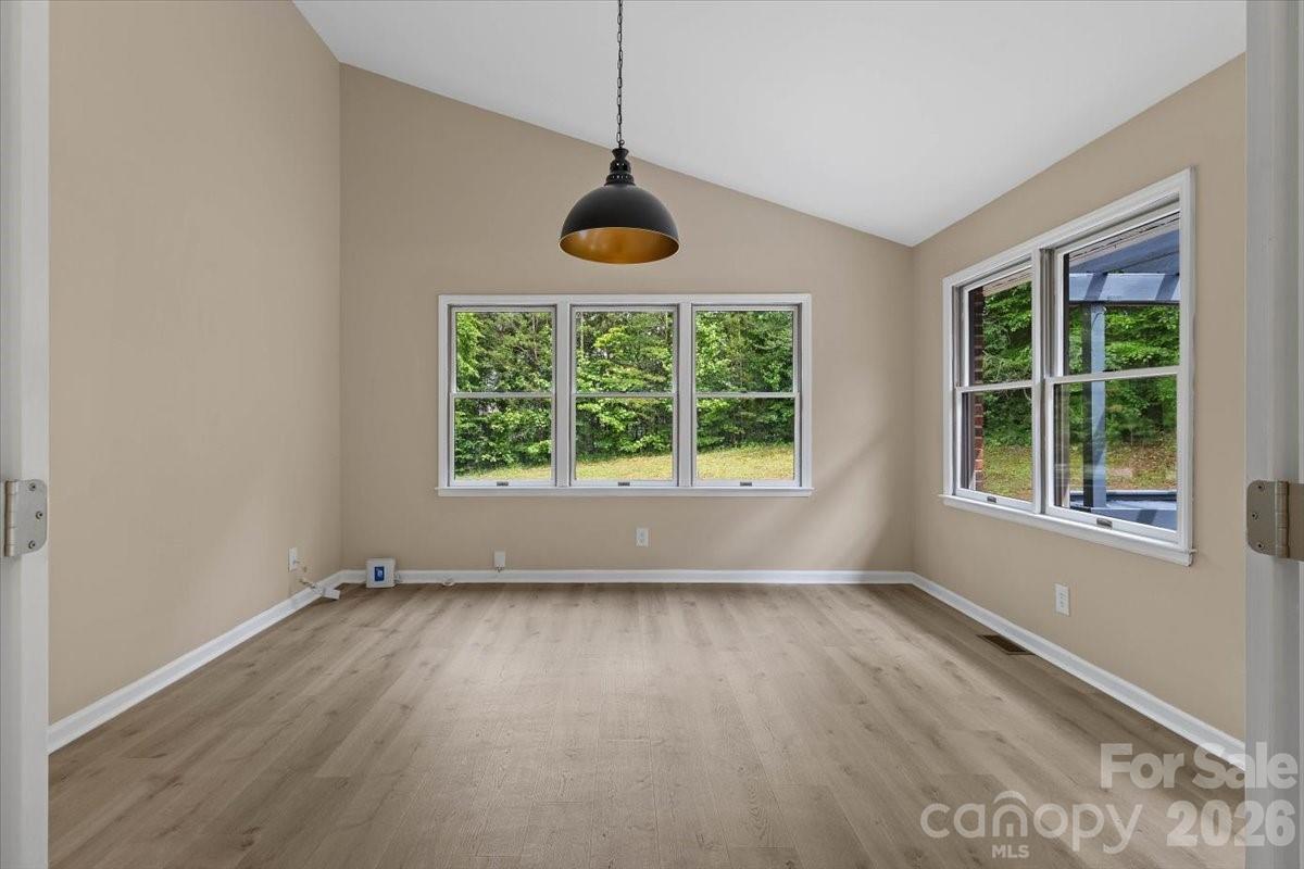 5916 Cashion Road Property Photo 9