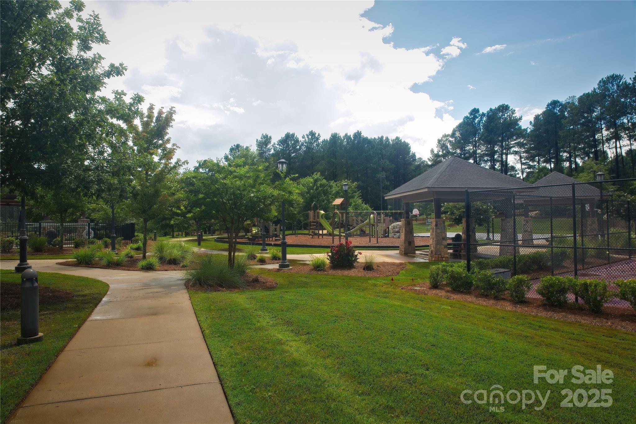 4155 Persimmon Road Property Photo 9