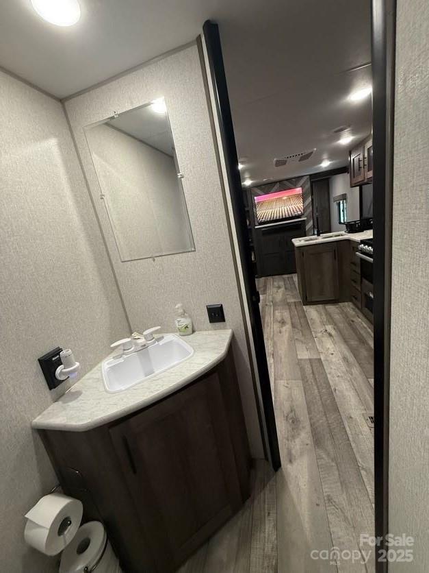 122 Oak Street 371 Property Photo 9