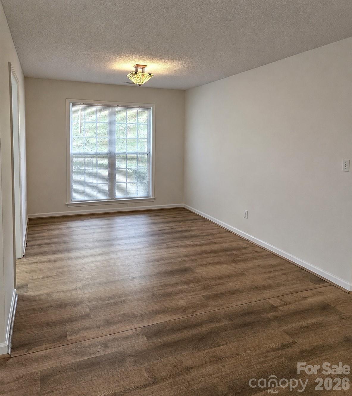 396 Glensprings Drive Property Photo 7
