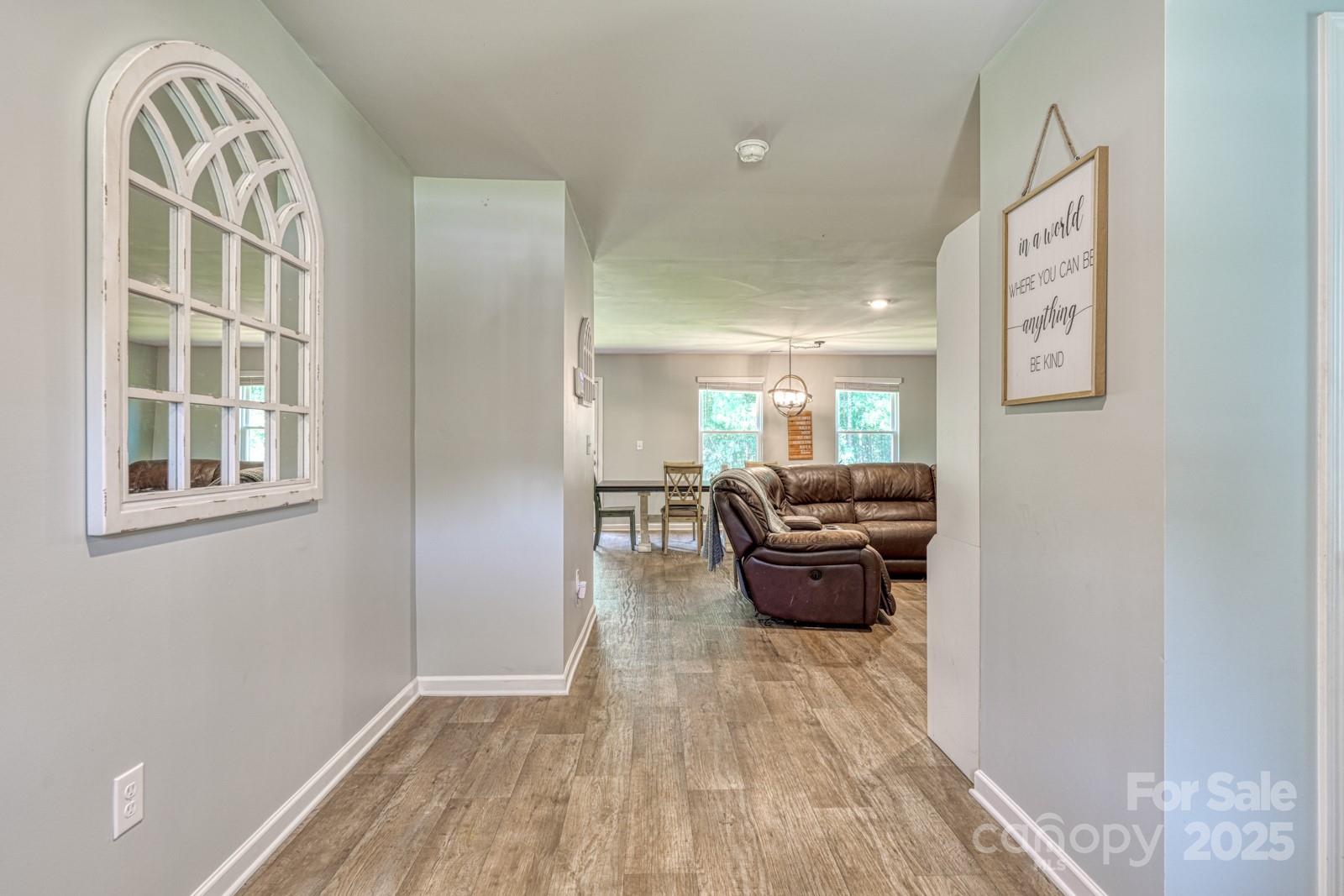 1281 Twin Bridge Road Property Photo 3