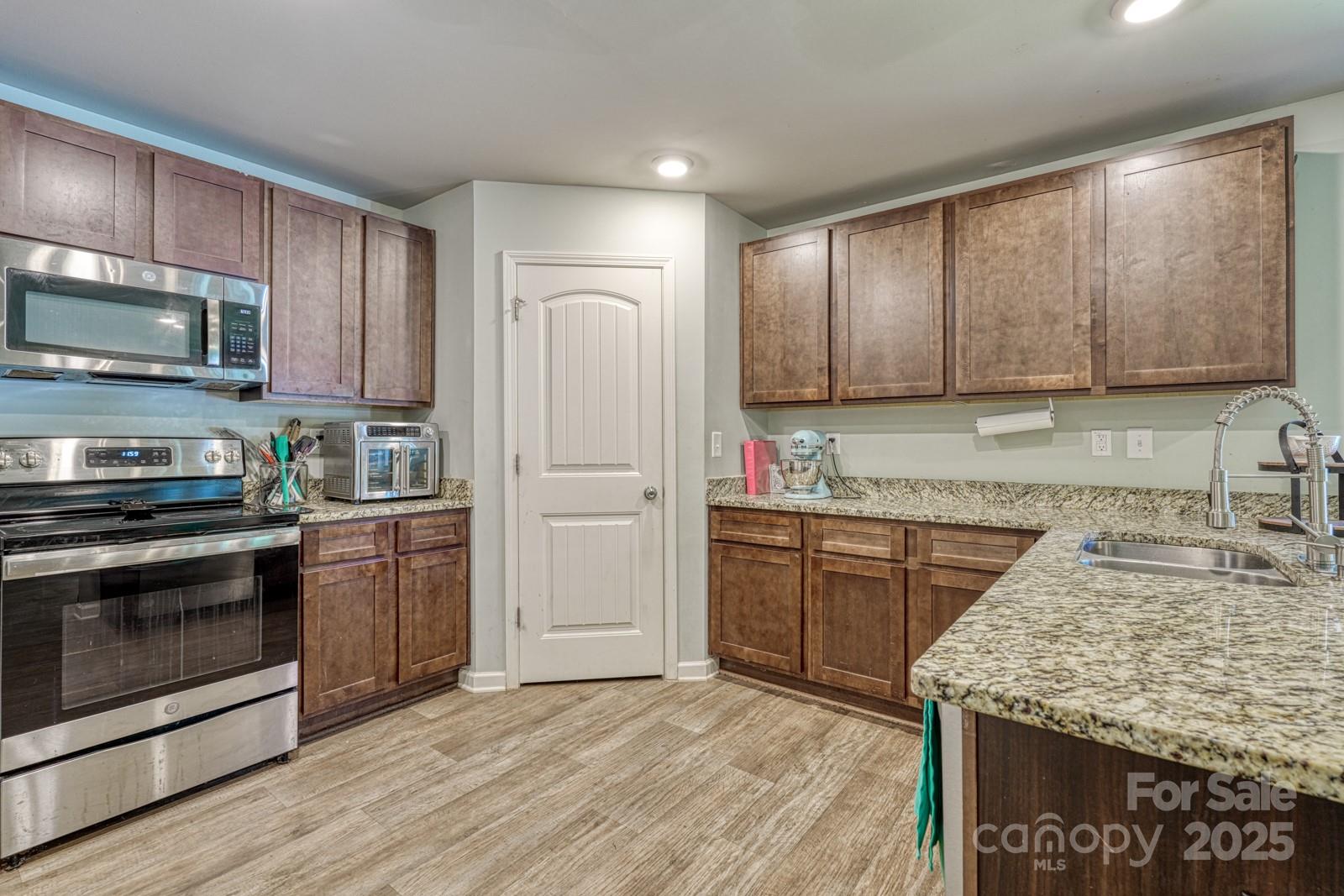 1281 Twin Bridge Road Property Photo 12