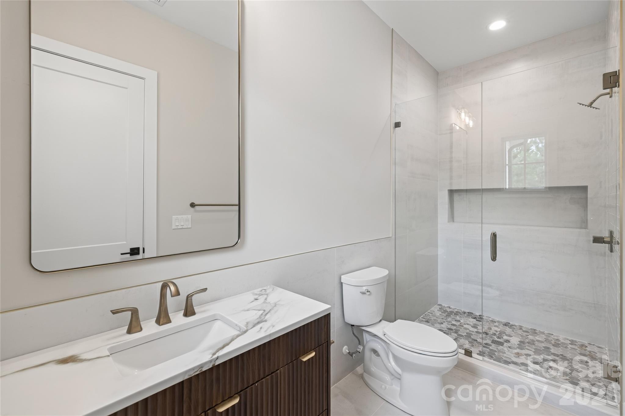 303 River Birch Lane Property Photo 16