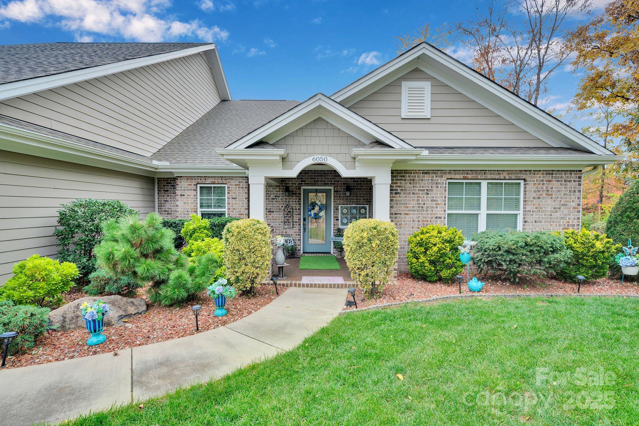 6050 Roberta Road Property Photo 3