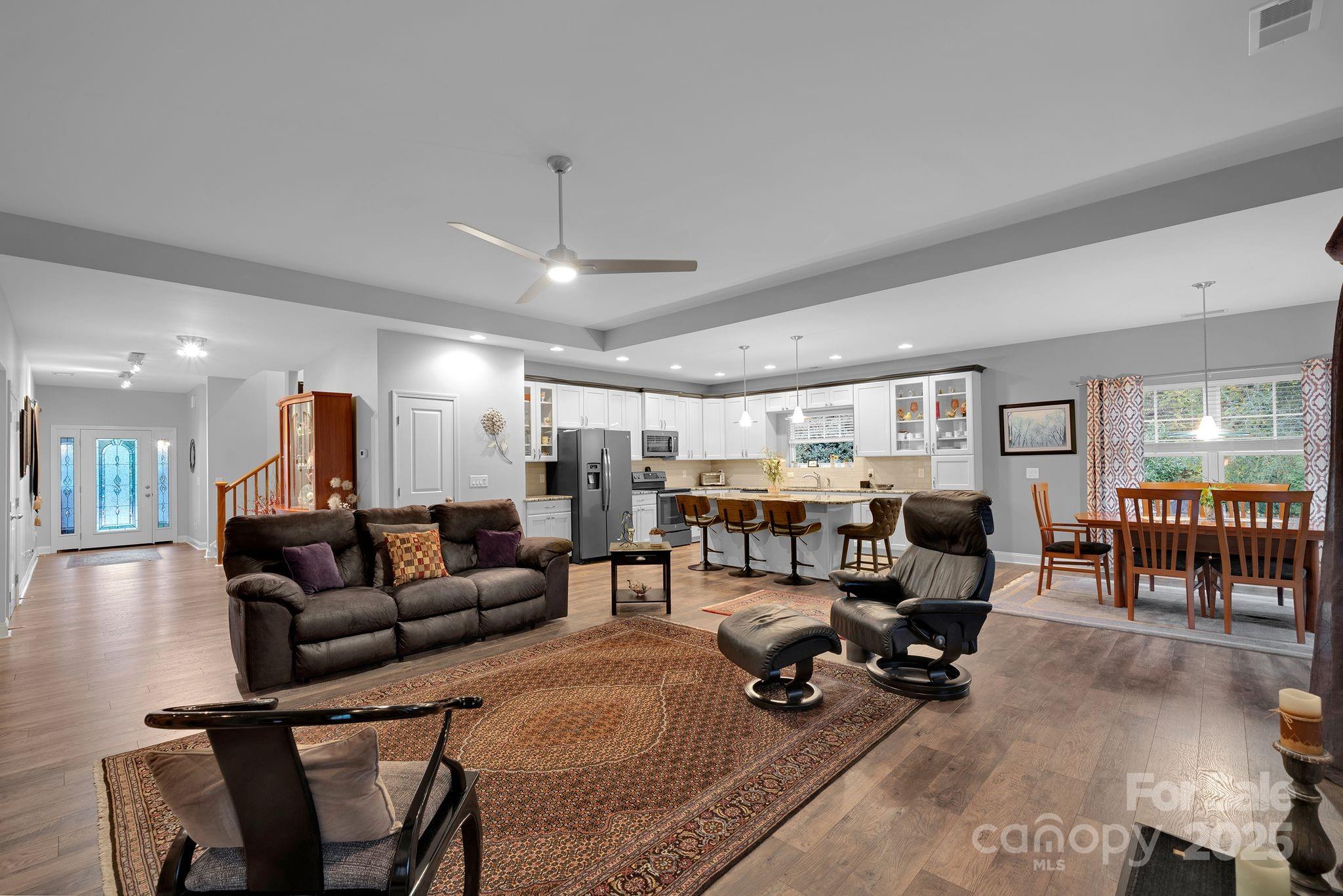 6050 Roberta Road Property Photo 17