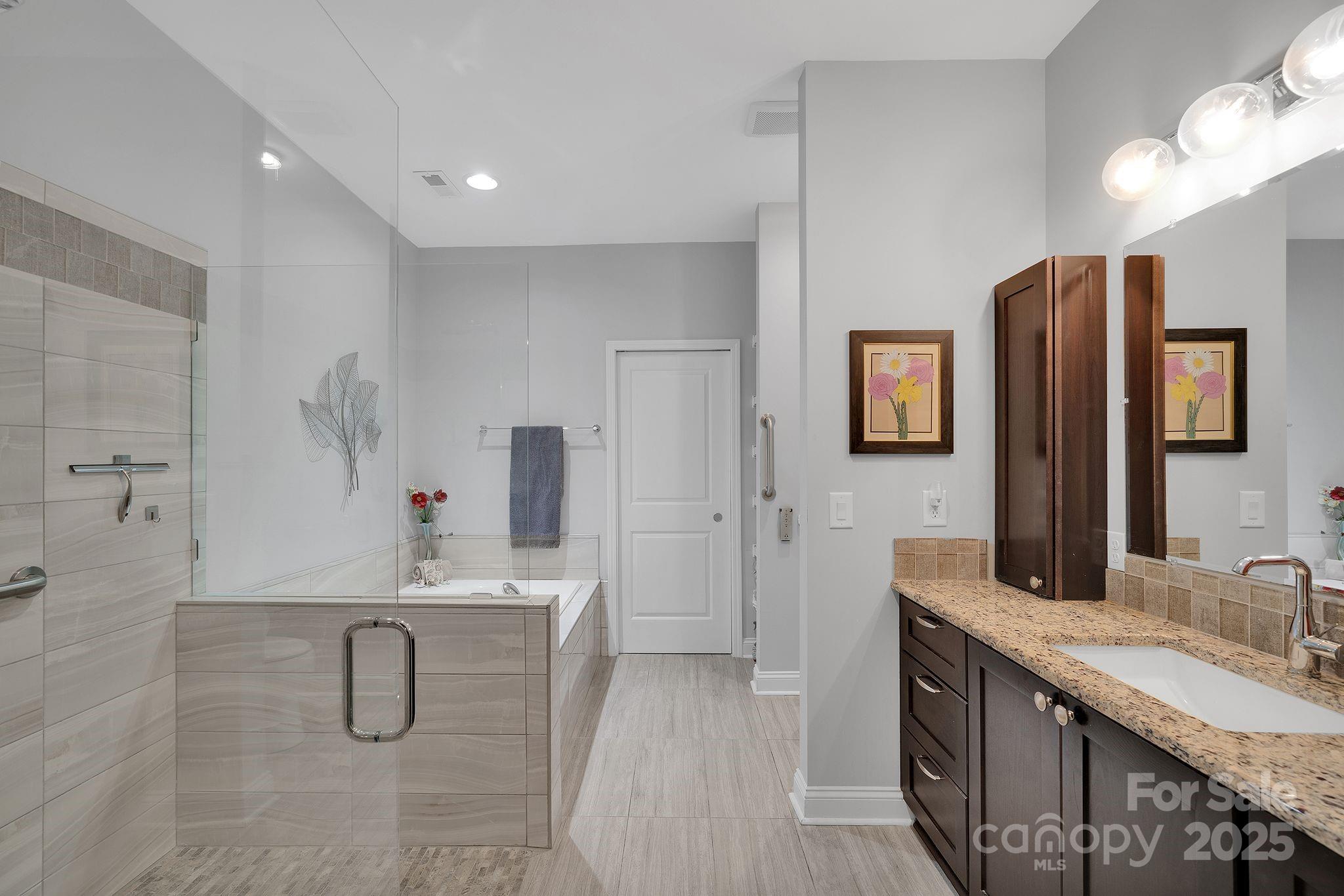 6050 Roberta Road Property Photo 22