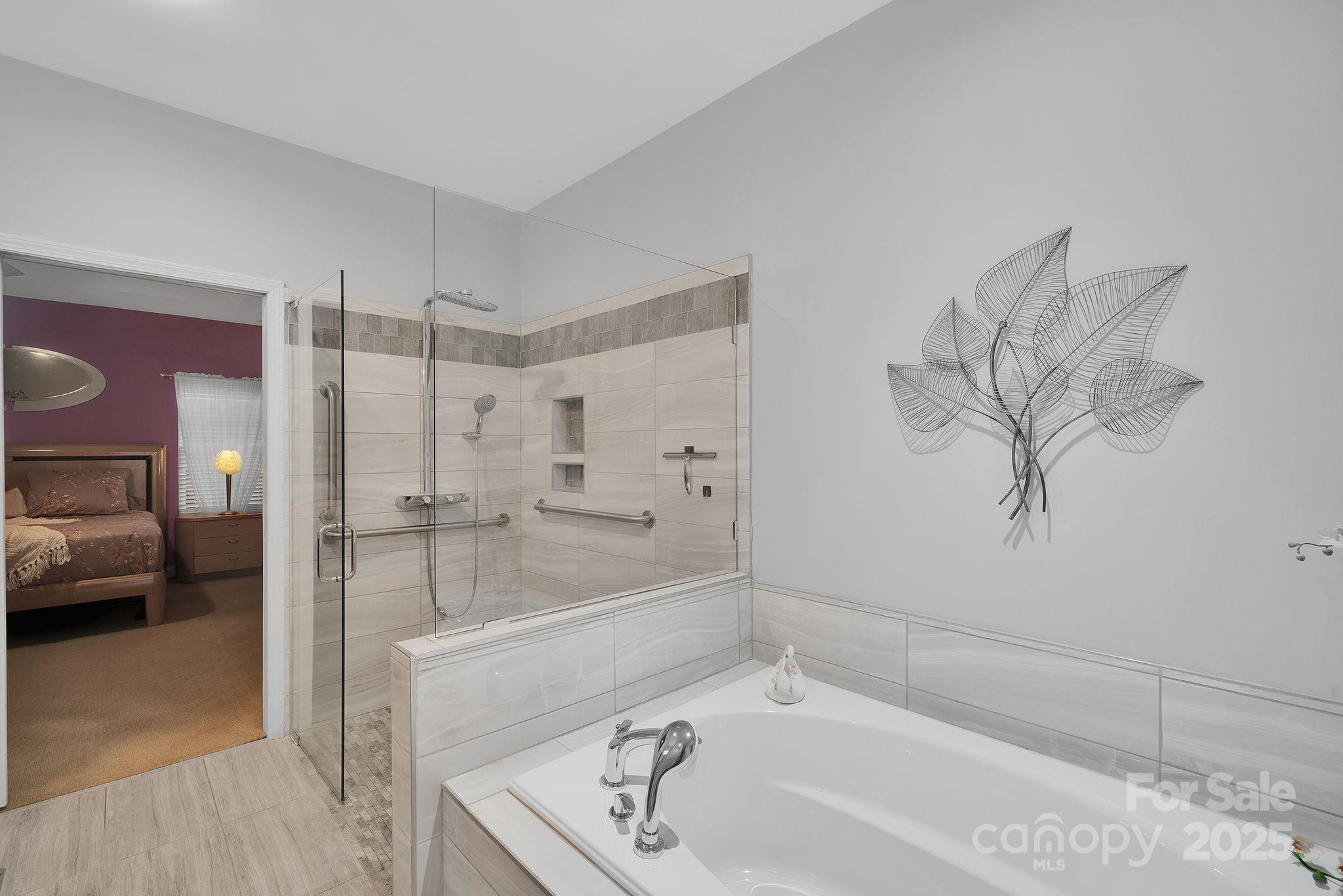 6050 Roberta Road Property Photo 23