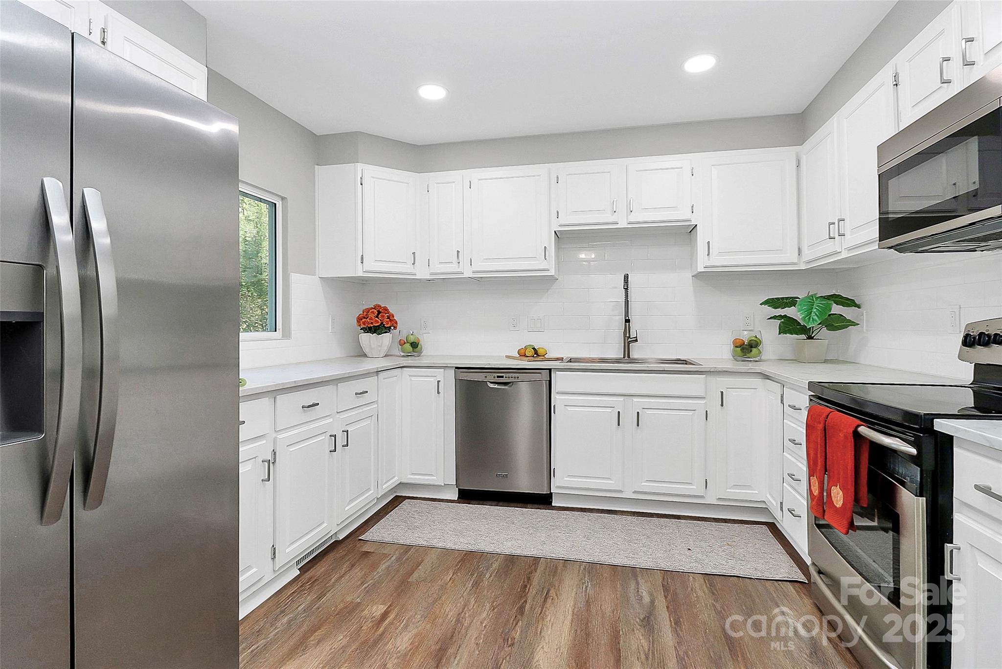 9546 Fairway Ridge Road Property Photo 12