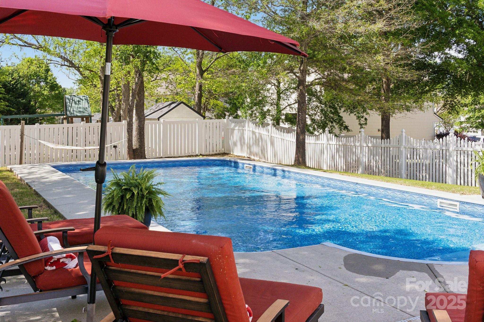 221 Sycamore Creek Road Property Photo 1