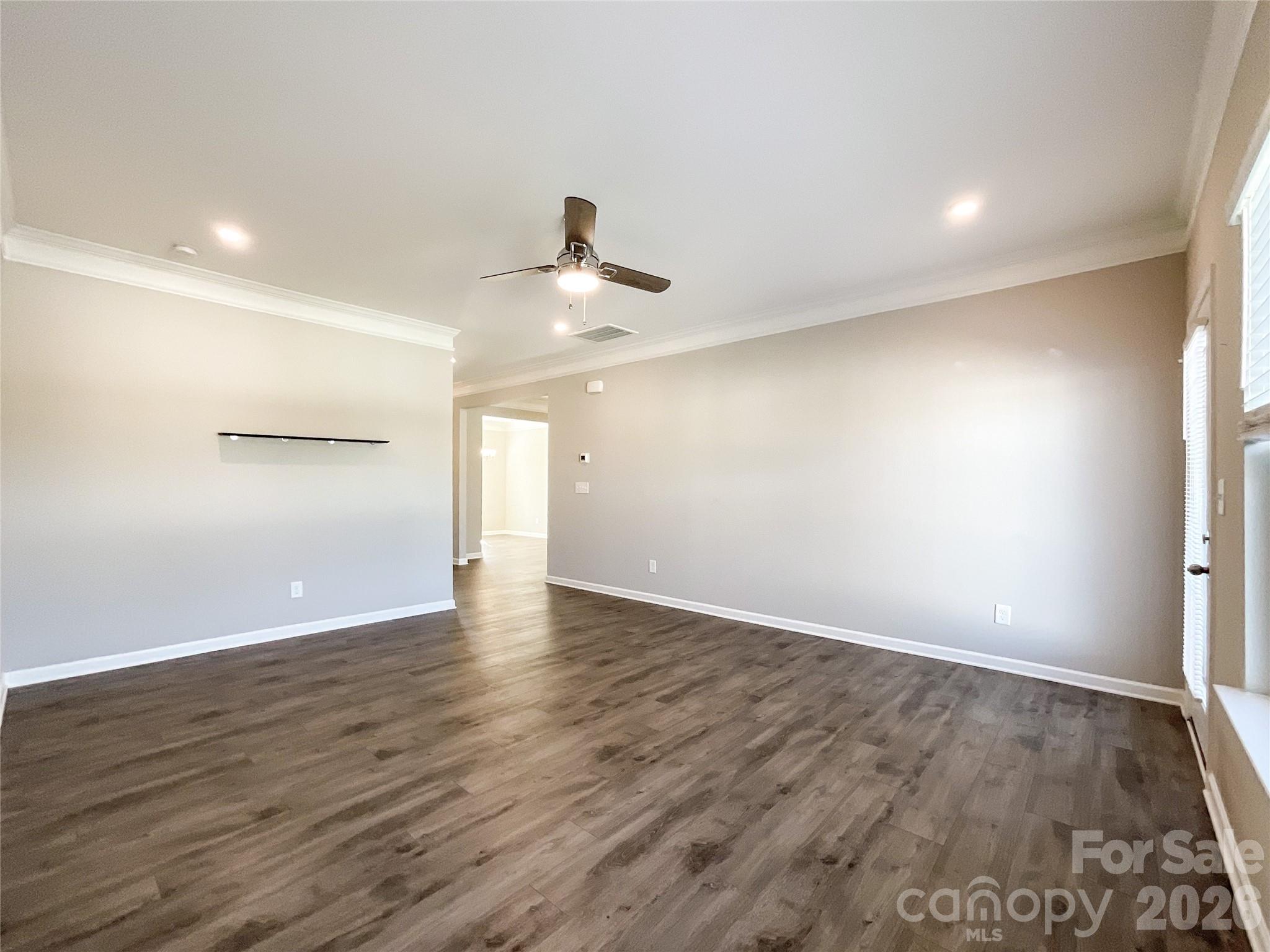 417 Kiser Lane Property Photo 14
