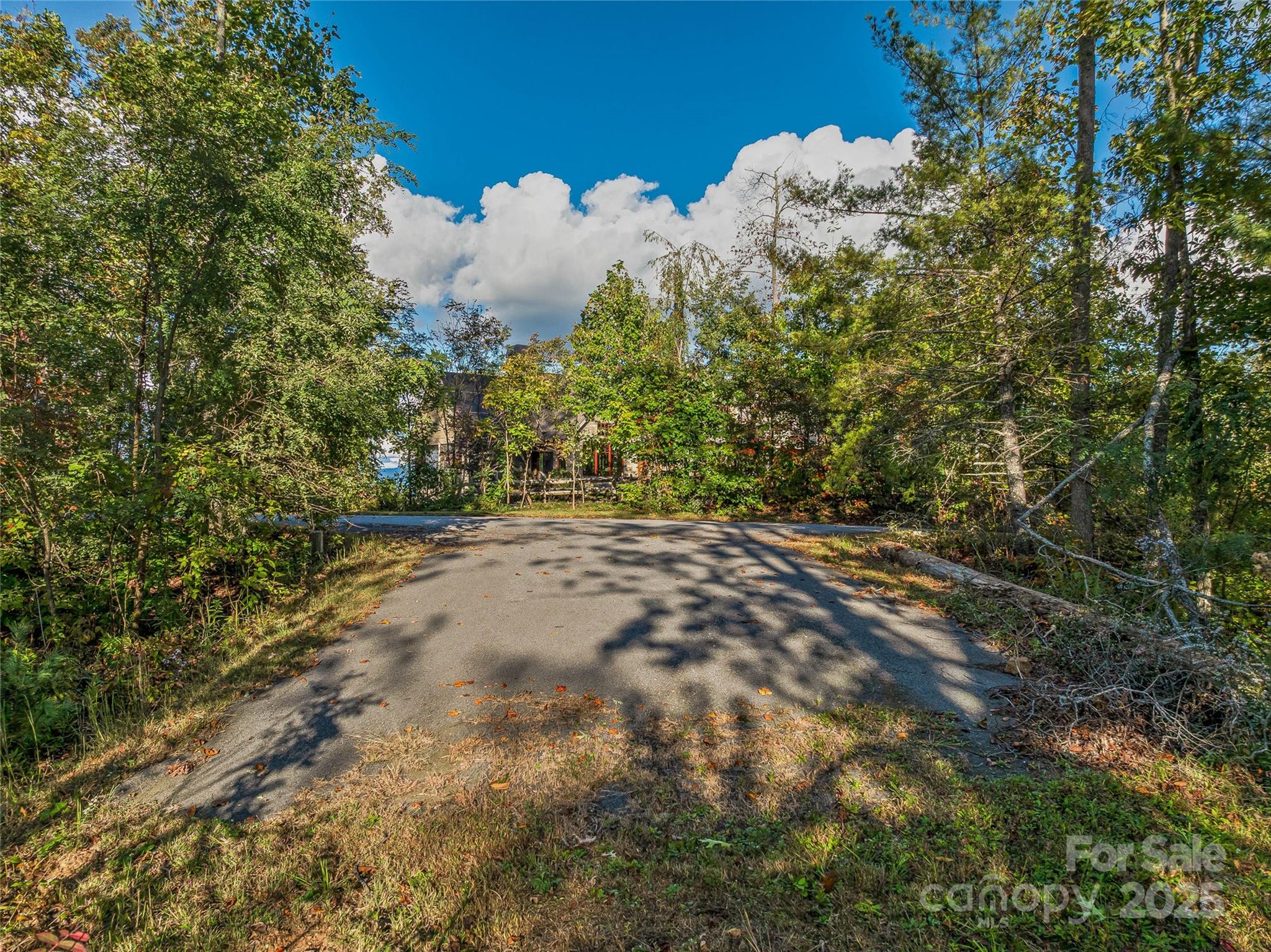 273 Serenity Ridge Trail 36 Property Photo 23