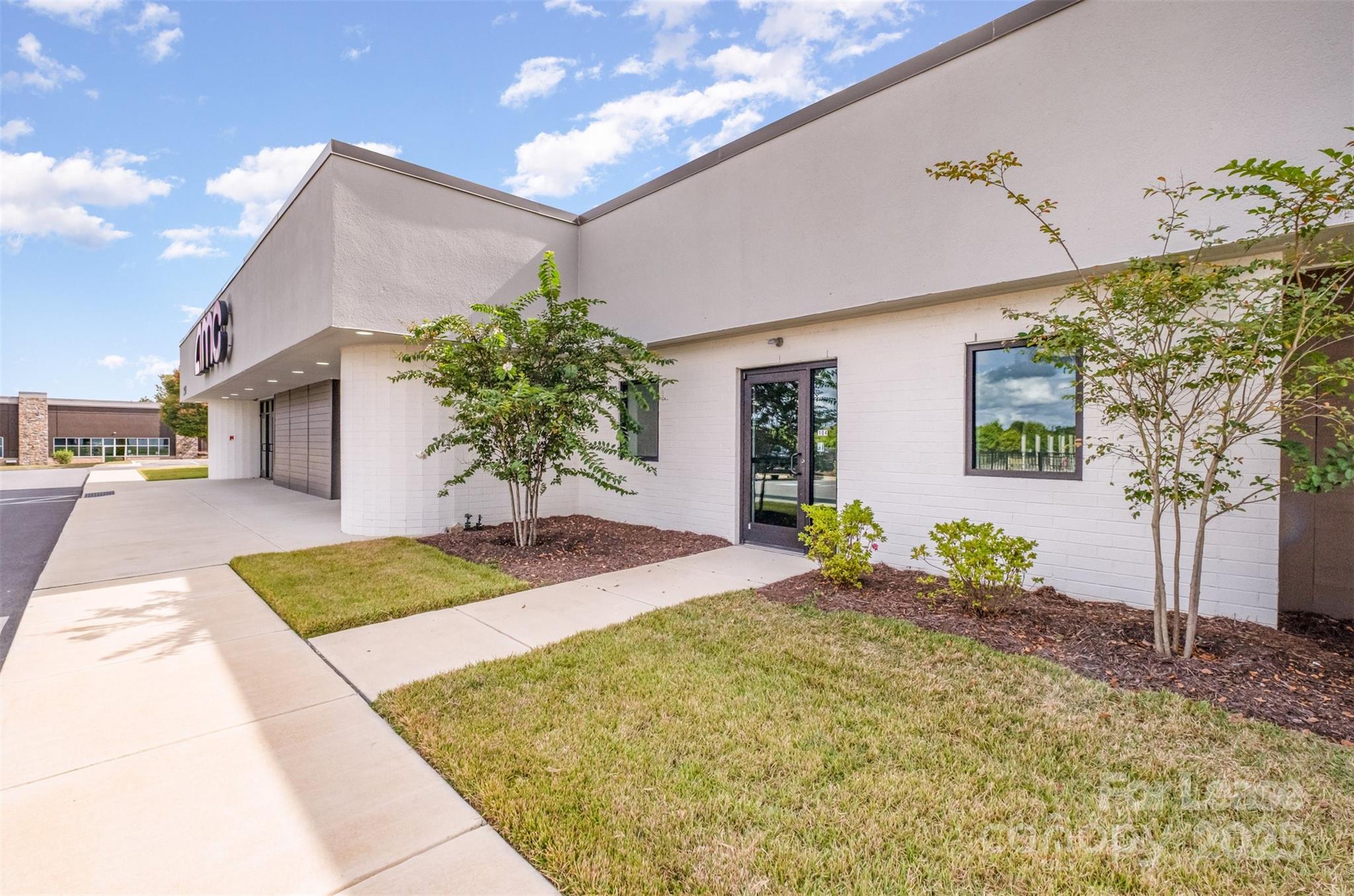 2150 Cherry Road 101, 102, 103, 104, 105 Property Photo 4