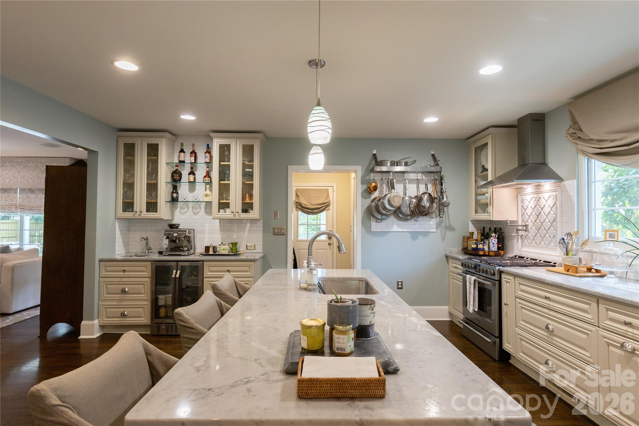 802 E Franklin Street Property Photo 23