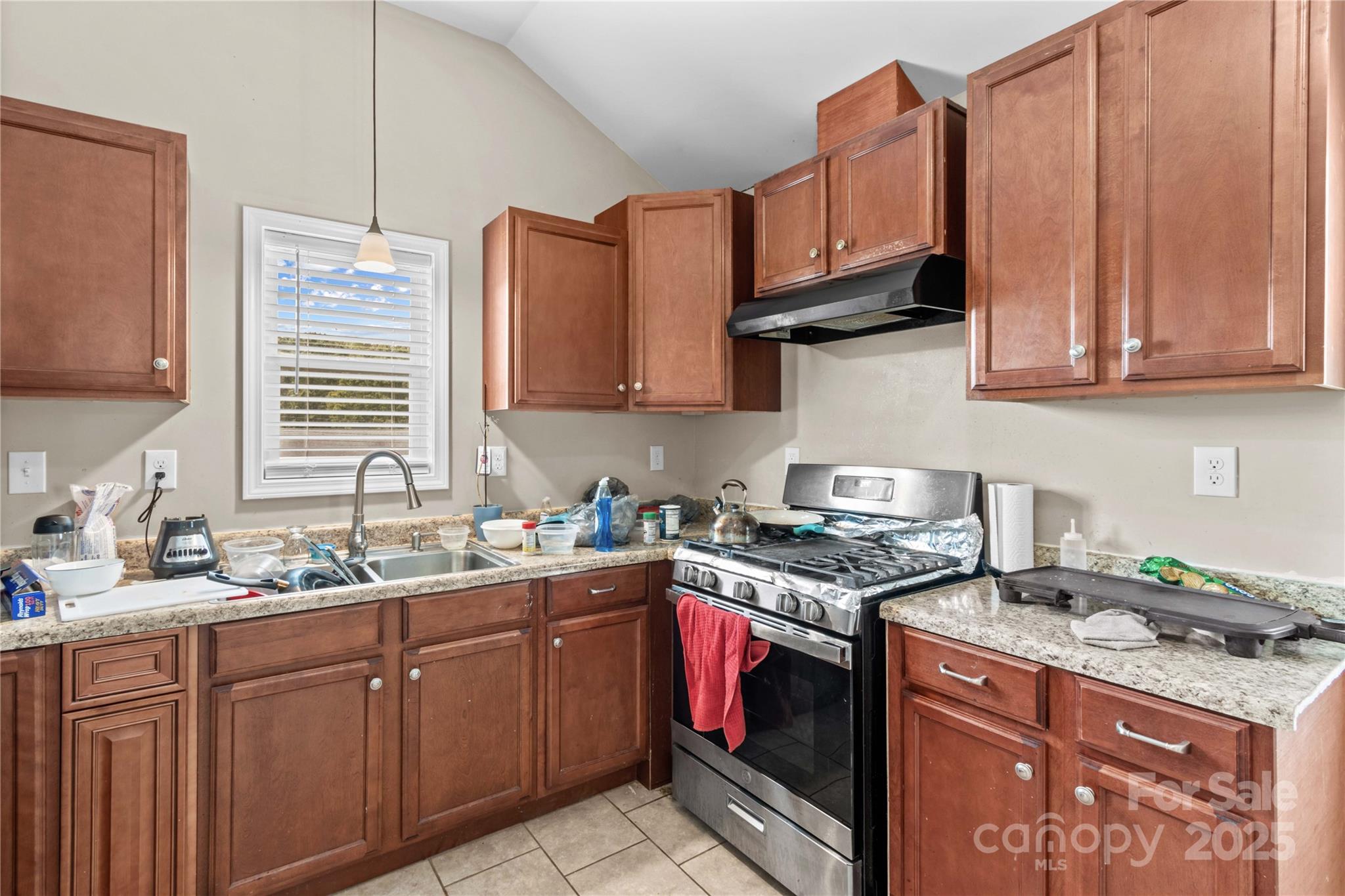 106 Emlee Street Property Photo 12