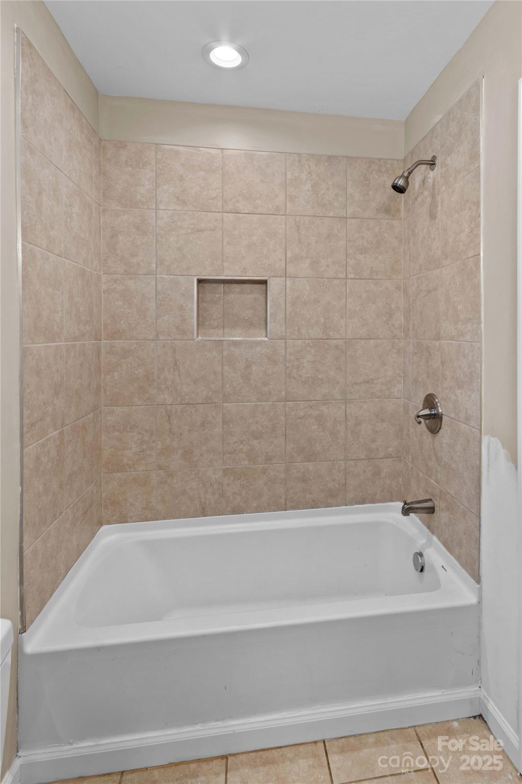 106 Emlee Street Property Photo 18