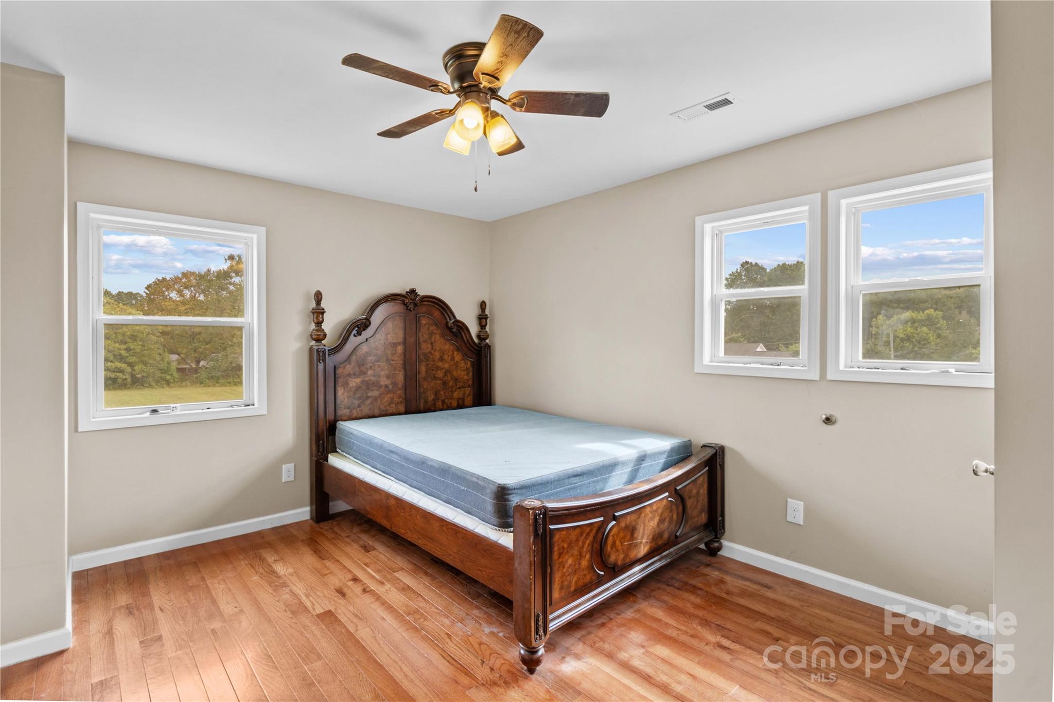 106 Emlee Street Property Photo 19