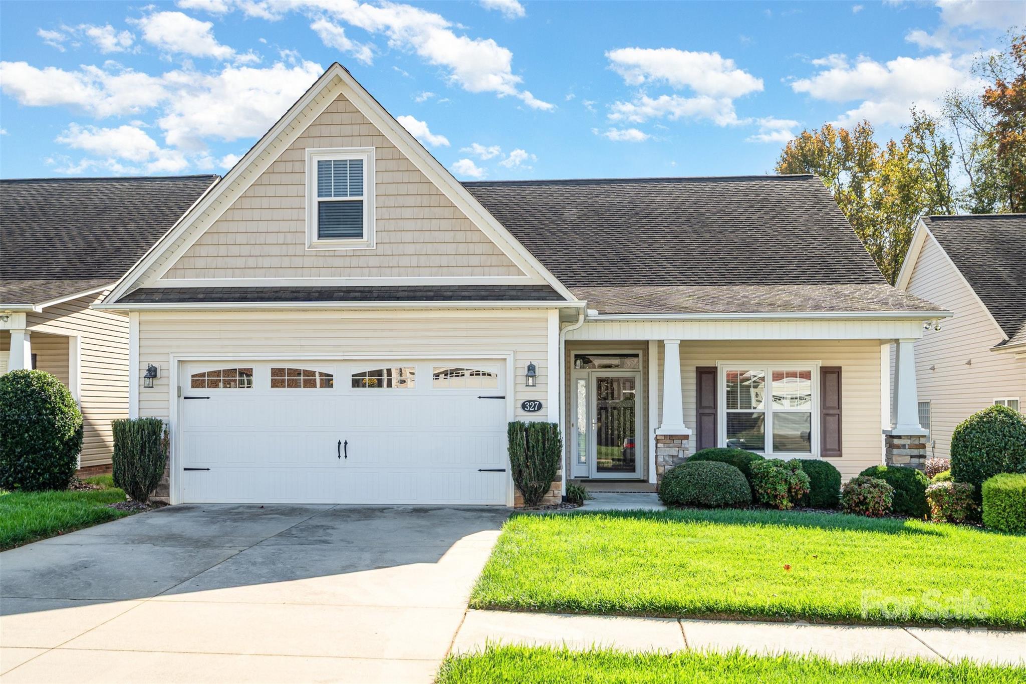 327 River Birch Drive Property Photo 1