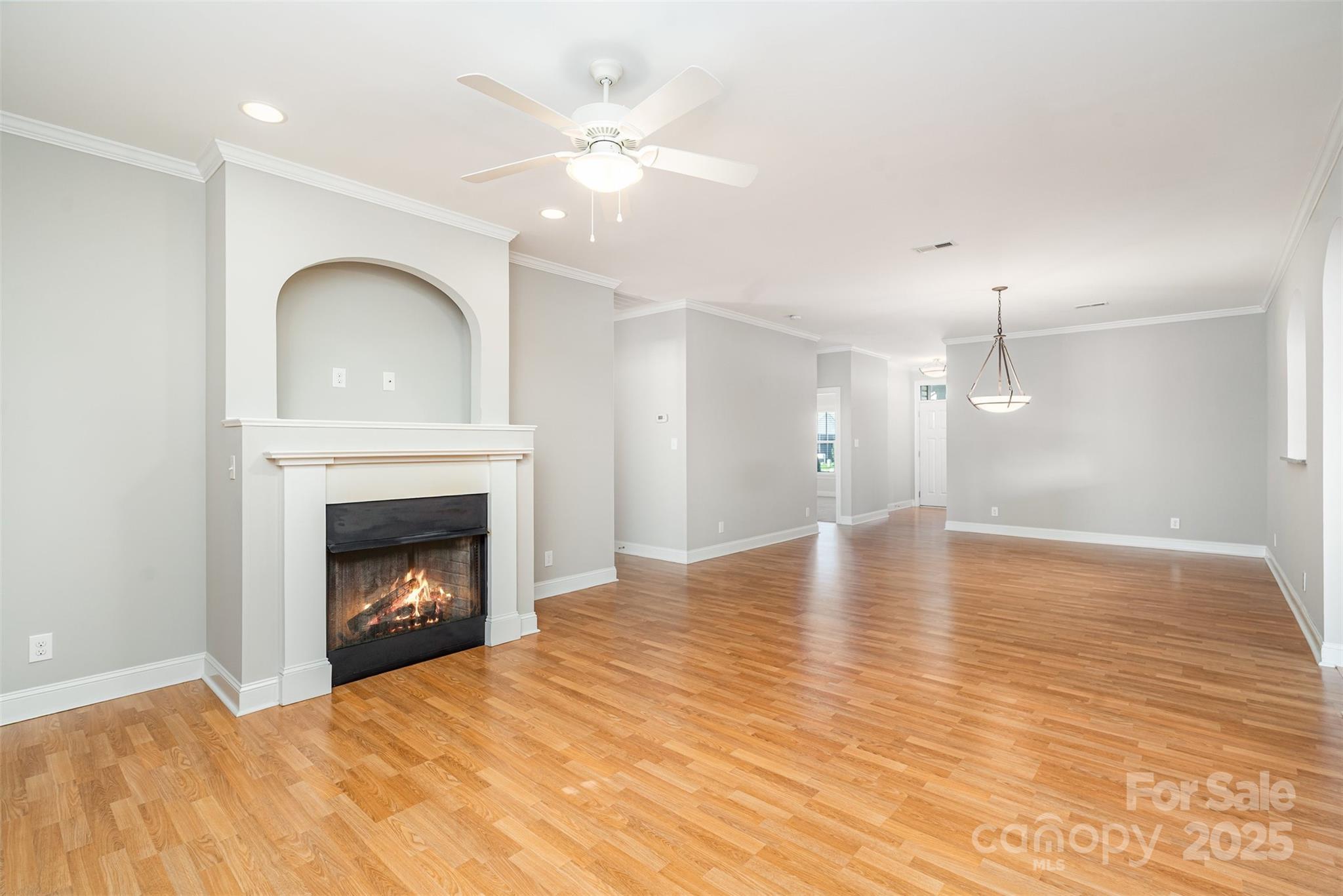 327 River Birch Drive Property Photo 9