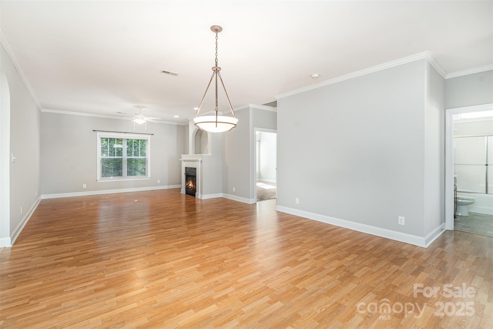 327 River Birch Drive Property Photo 13
