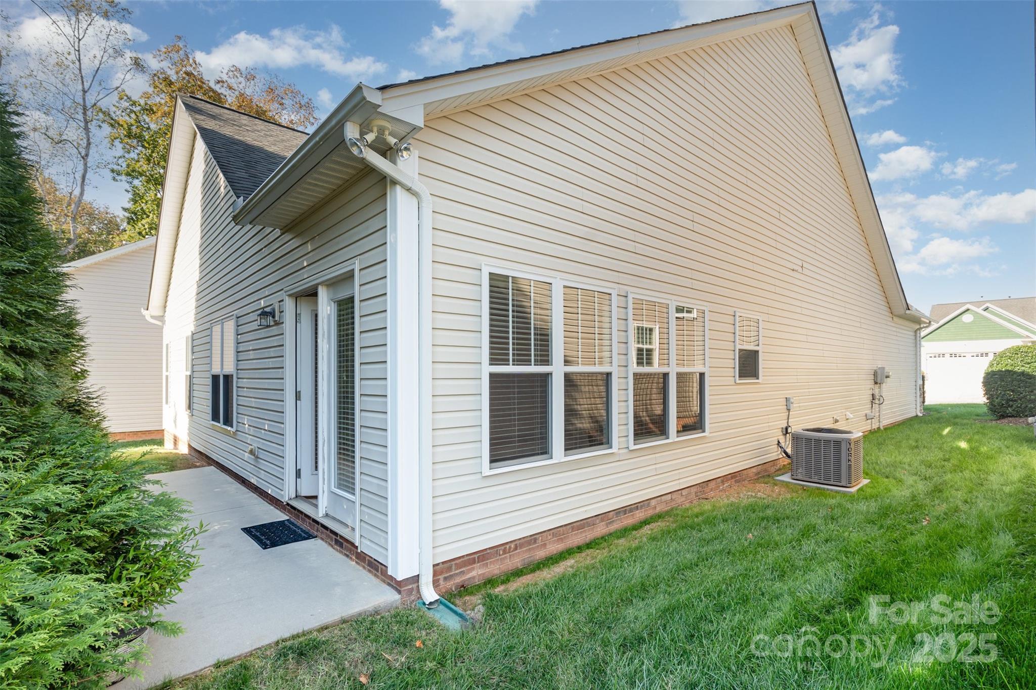 327 River Birch Drive Property Photo 26