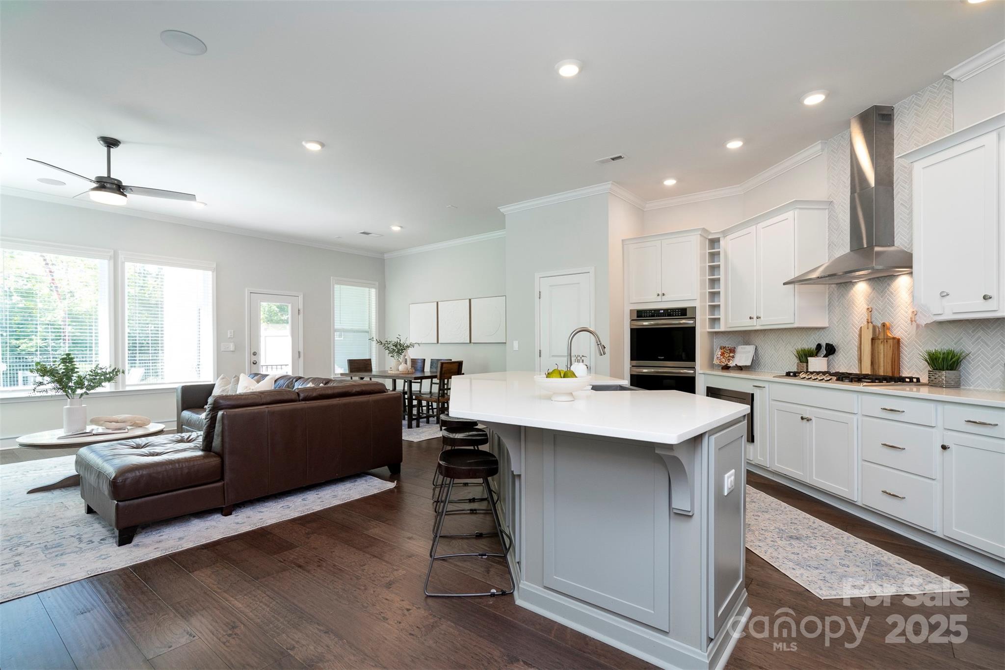 2523 Lola Avenue Property Photo 13