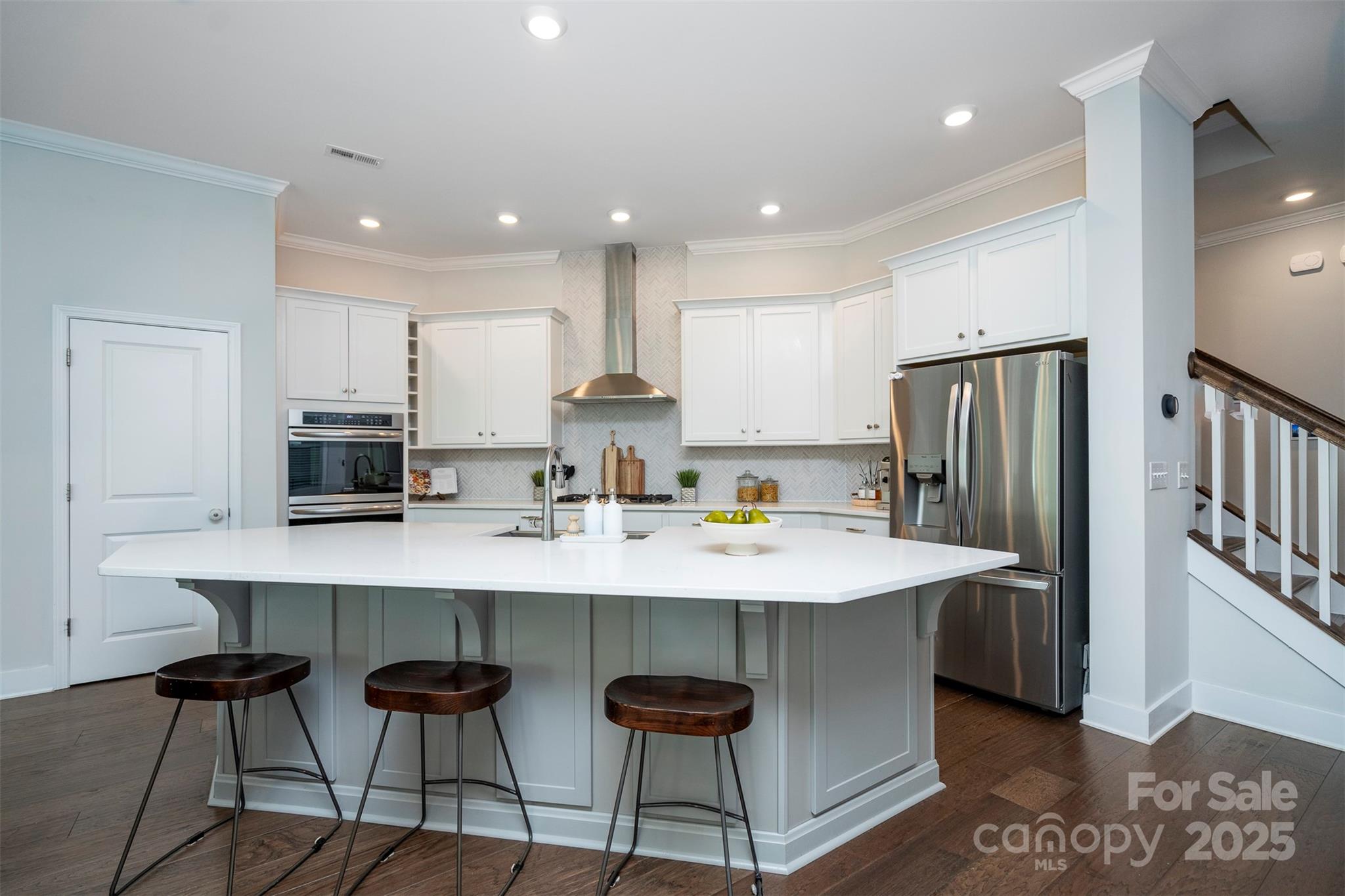 2523 Lola Avenue Property Photo 14