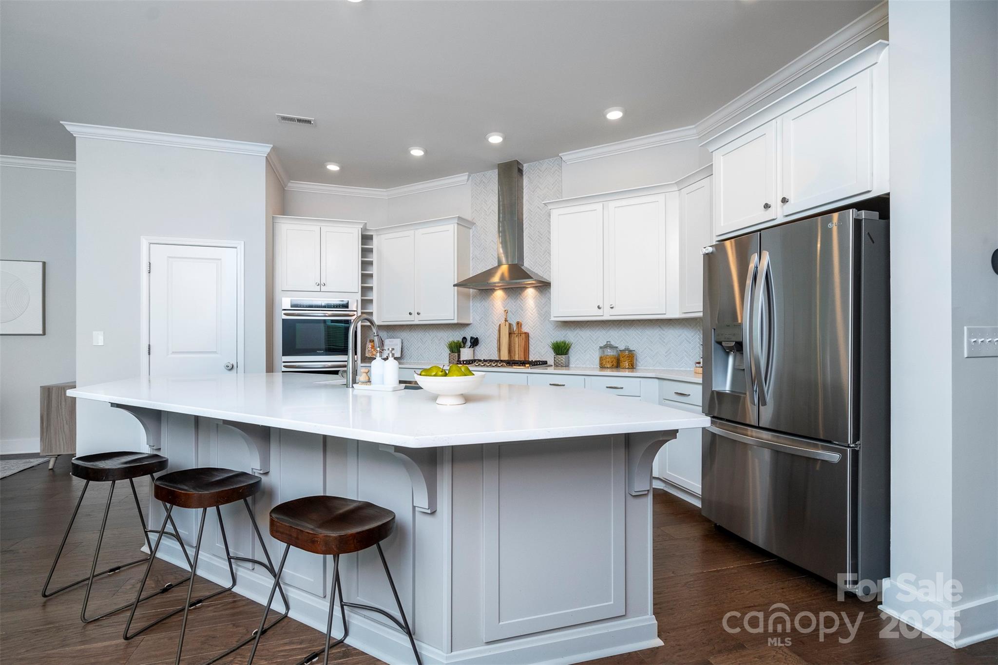 2523 Lola Avenue Property Photo 17