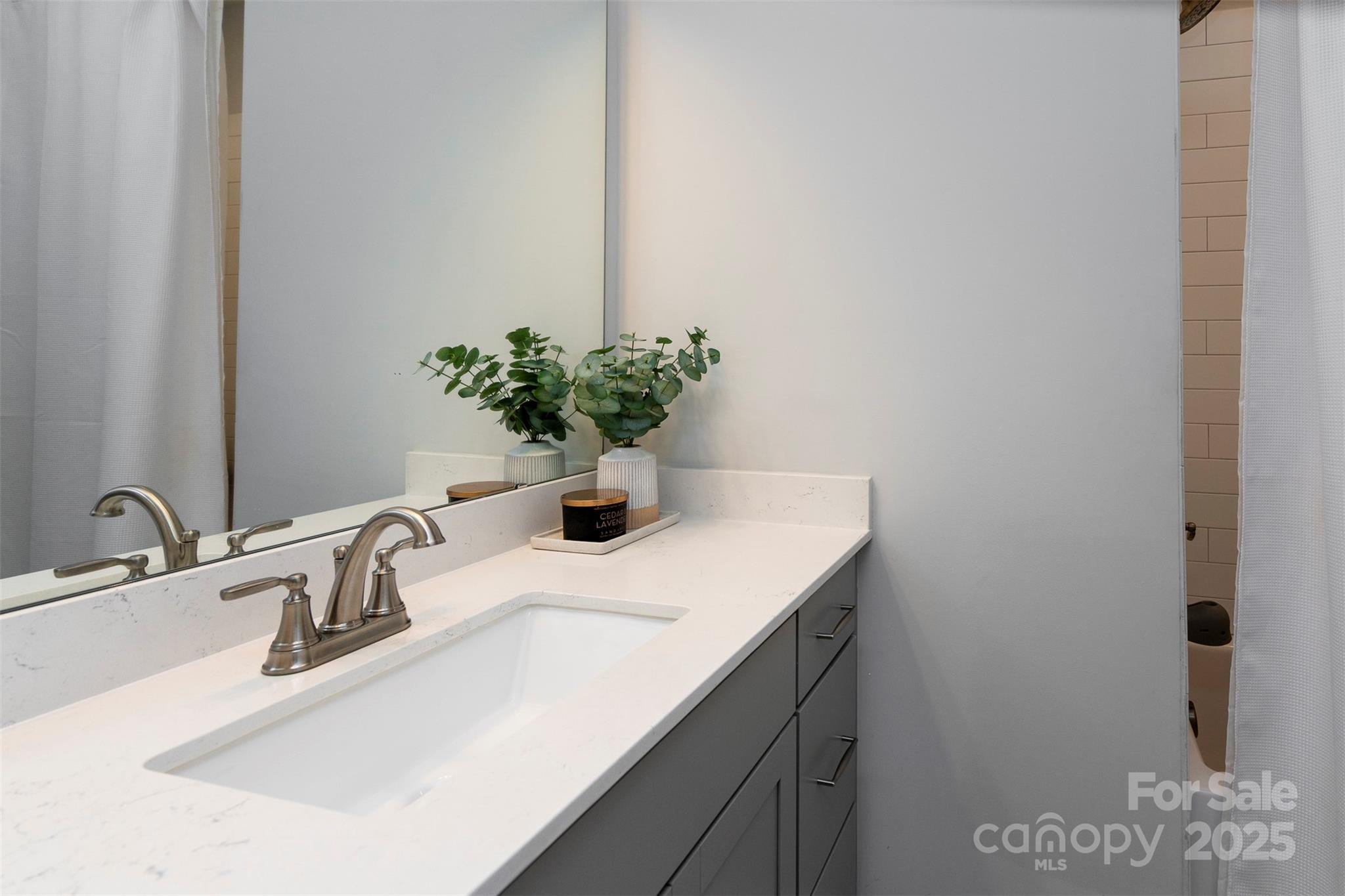 2523 Lola Avenue Property Photo 27