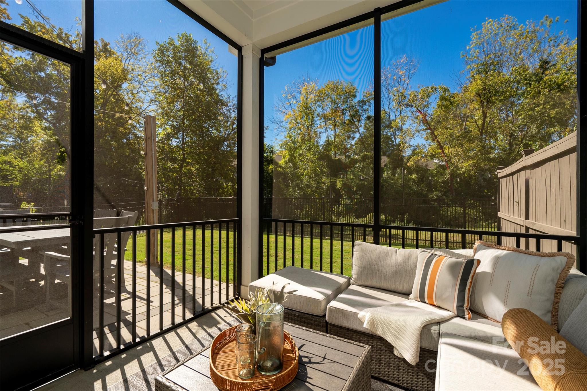 2523 Lola Avenue Property Photo 30