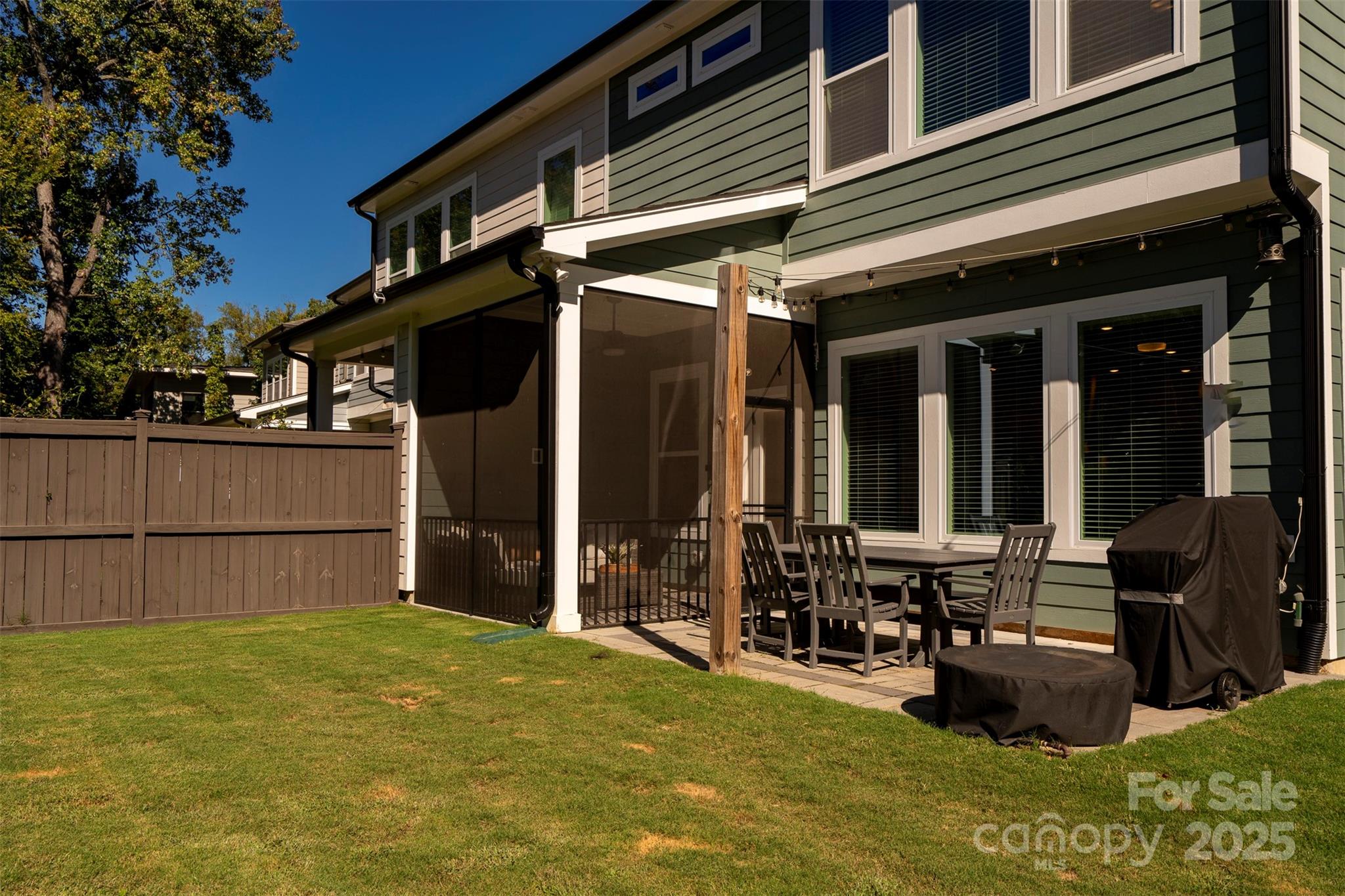 2523 Lola Avenue Property Photo 33