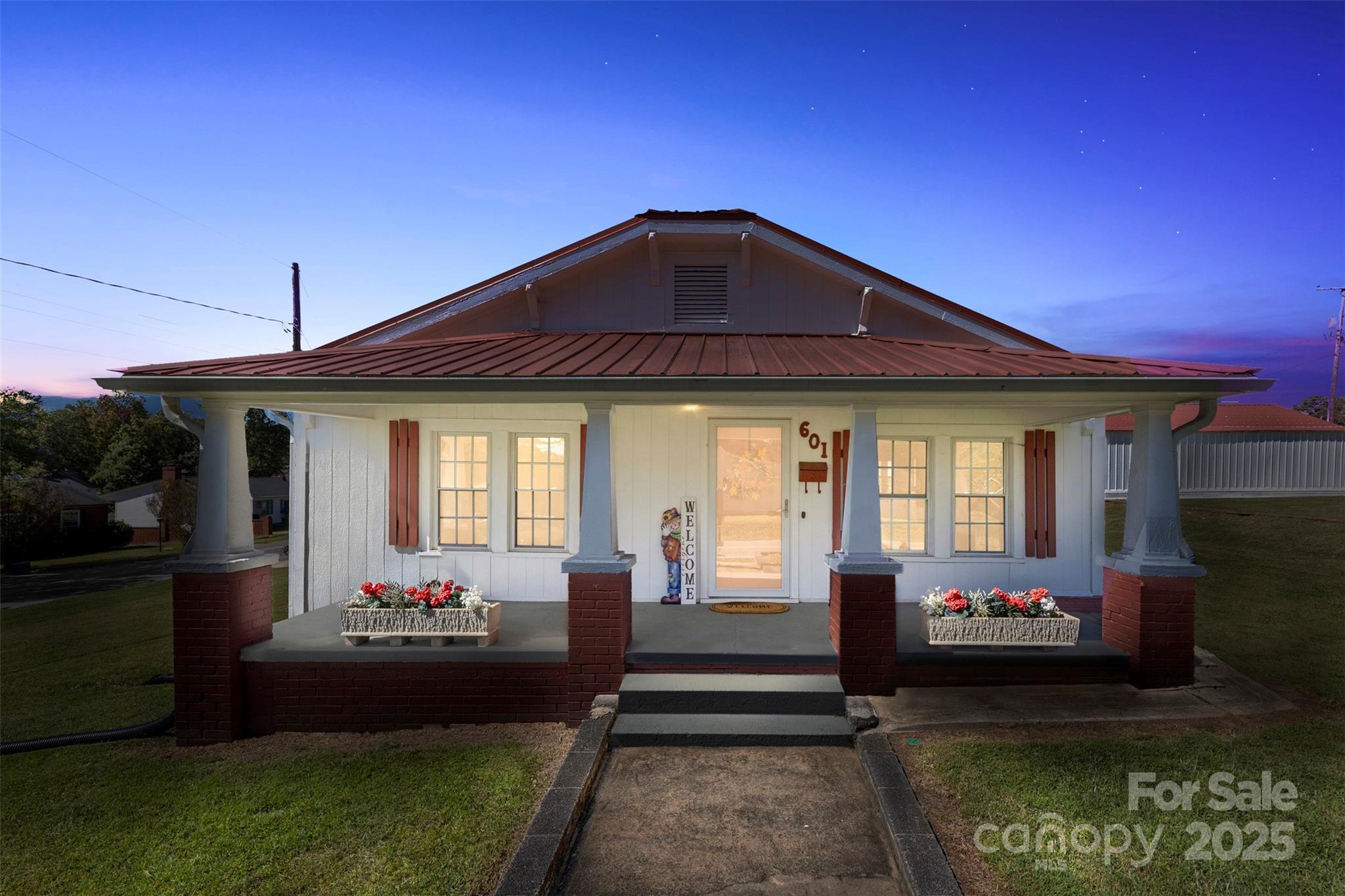 601 N 12th Street Property Photo 1