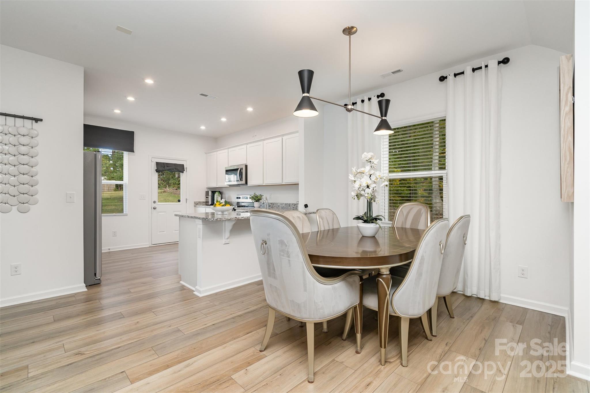 10002 Travis Floyd Lane Property Photo 9