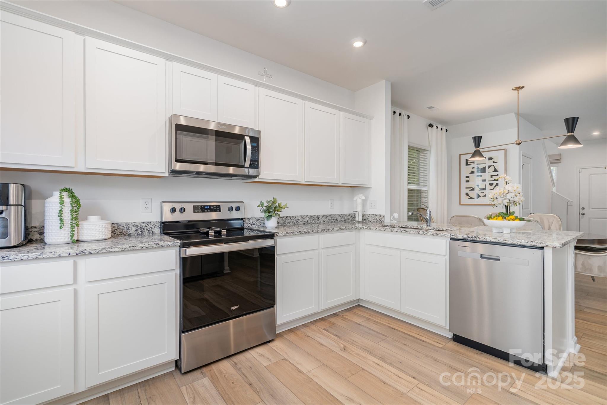 10002 Travis Floyd Lane Property Photo 12