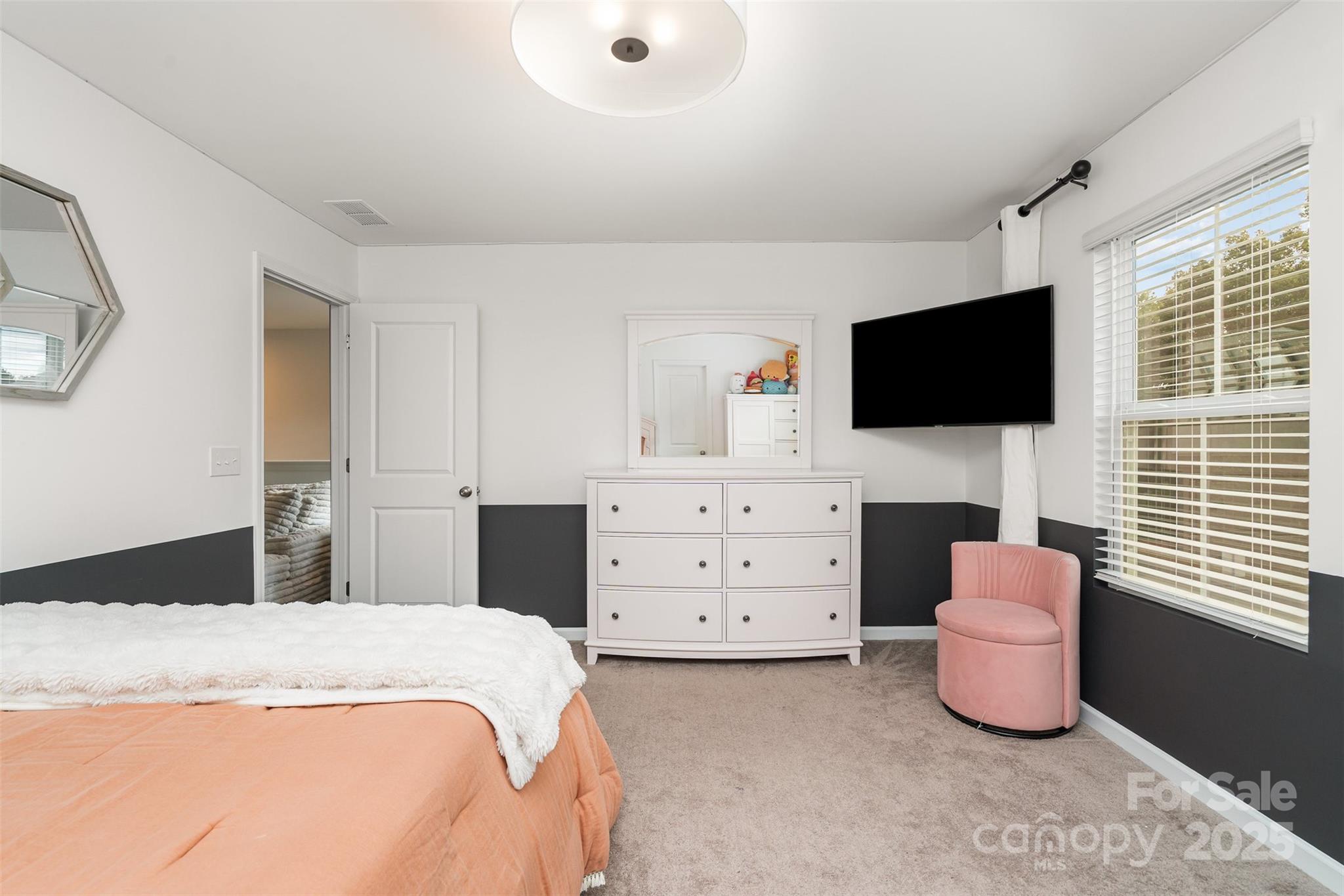 10002 Travis Floyd Lane Property Photo 25