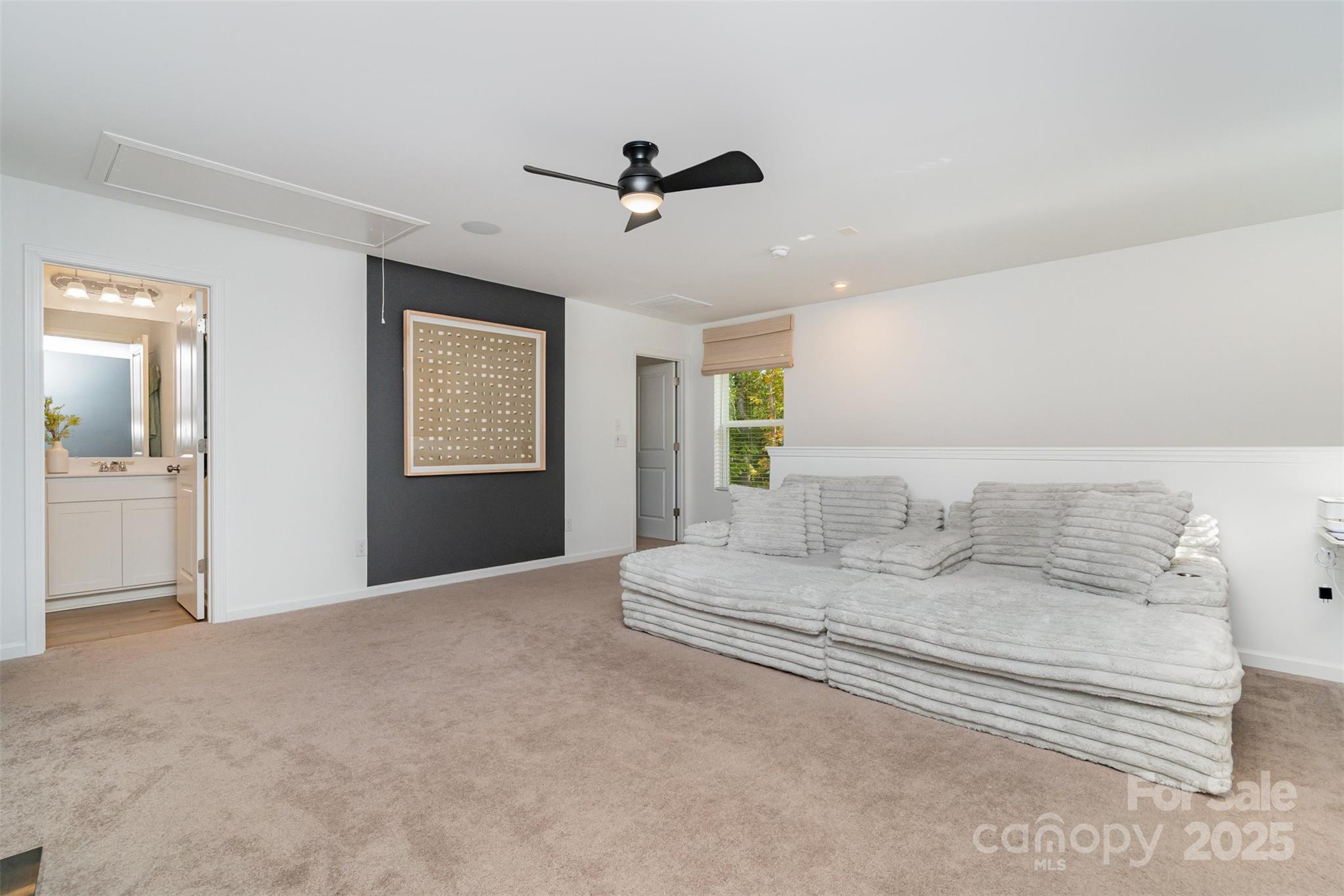 10002 Travis Floyd Lane Property Photo 27