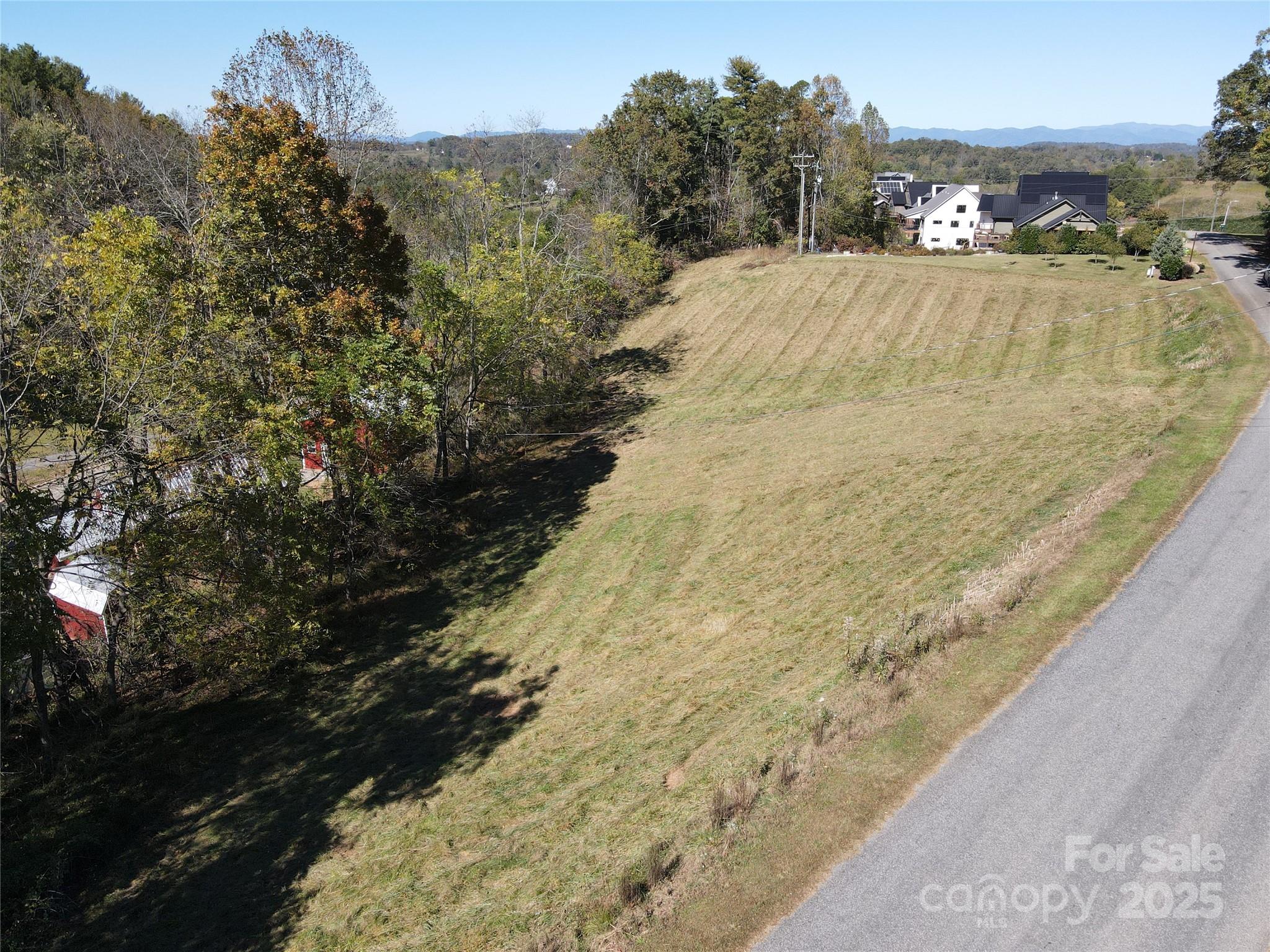 215 Old Macedonia Road Property Photo 2