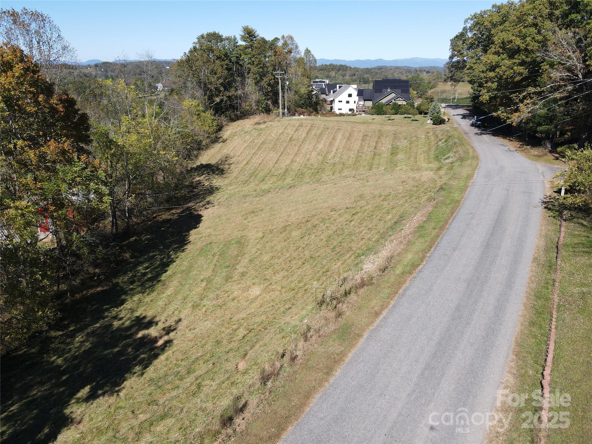 215 Old Macedonia Road Property Photo 3