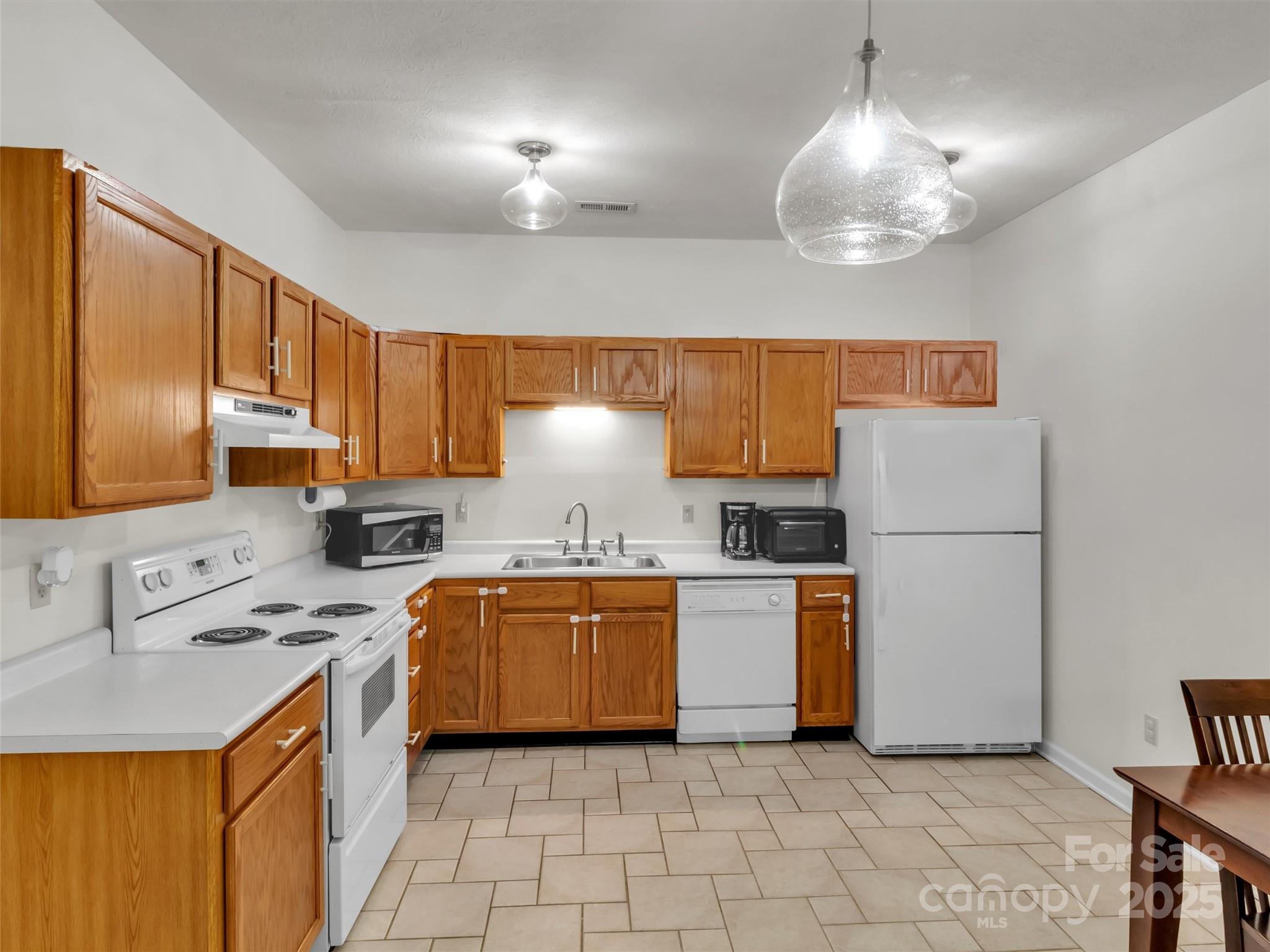 132 Aldersgate Road Property Photo 39