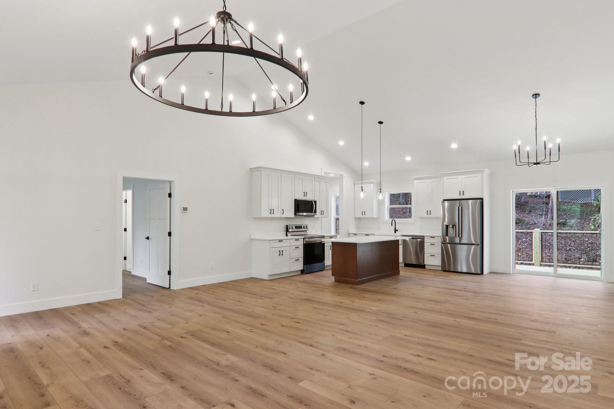 271 Greenstone Lane Property Photo 7