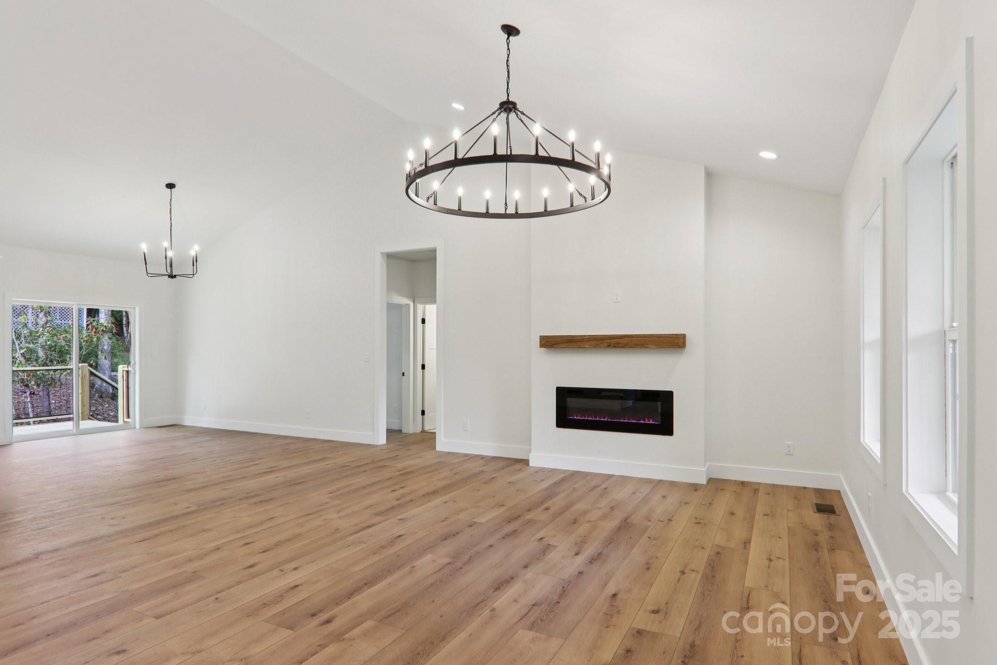 271 Greenstone Lane Property Photo 11