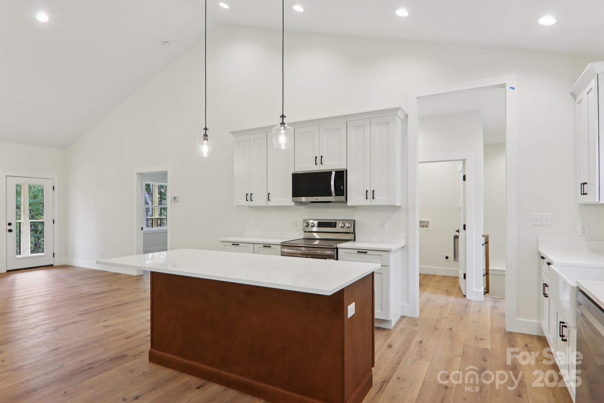 271 Greenstone Lane Property Photo 13
