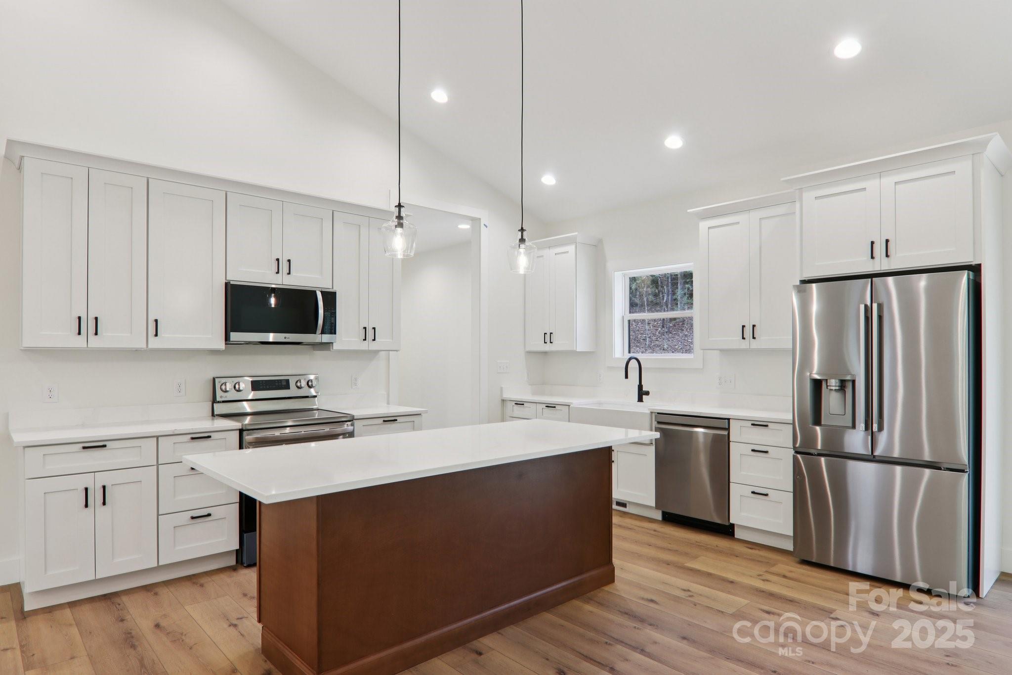 271 Greenstone Lane Property Photo 15