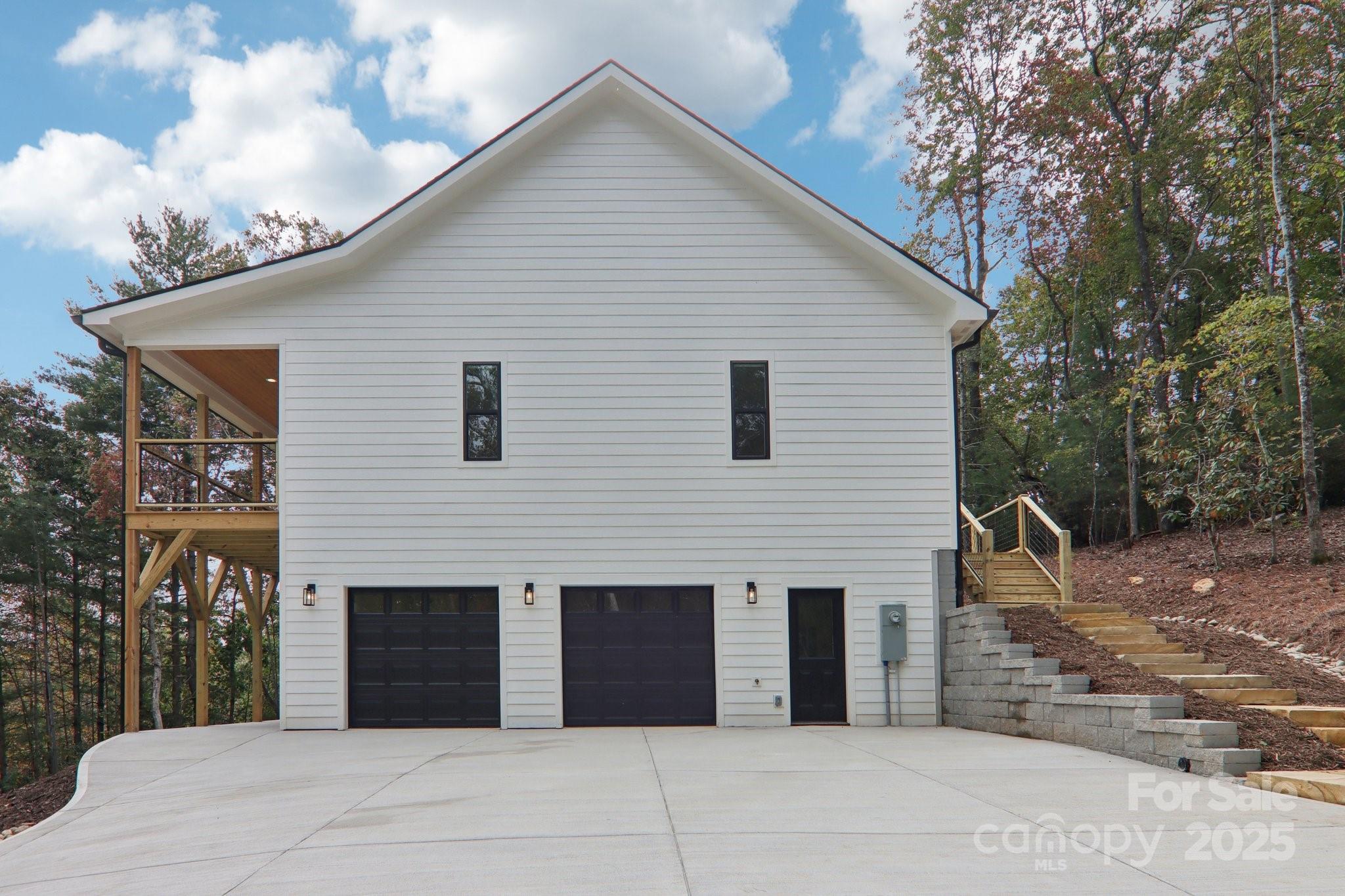 271 Greenstone Lane Property Photo 40
