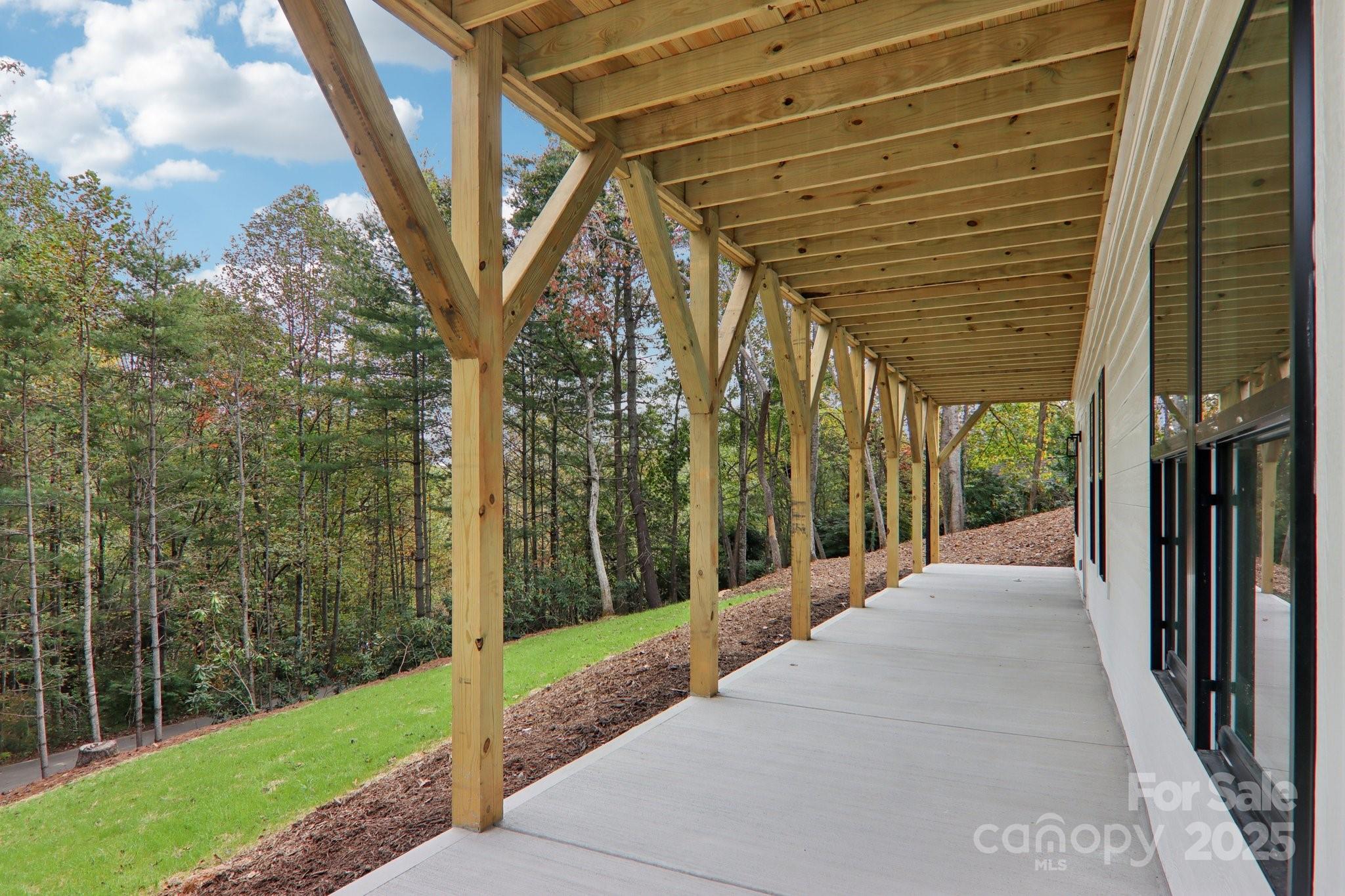 271 Greenstone Lane Property Photo 41