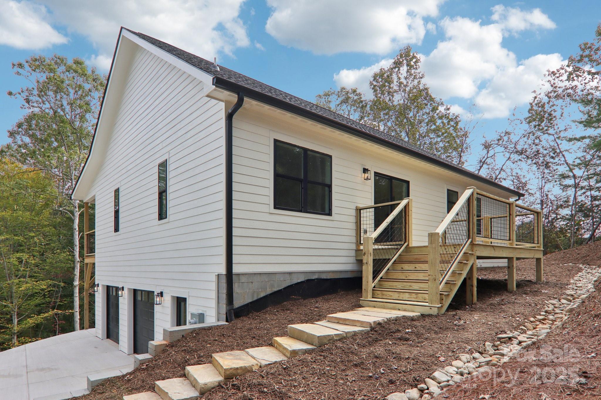 271 Greenstone Lane Property Photo 45